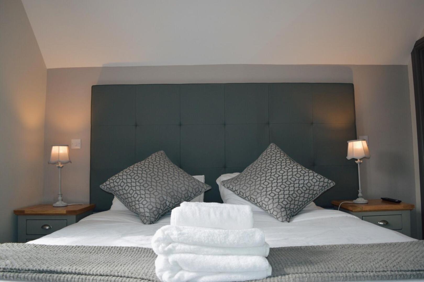 Deluxe King Room