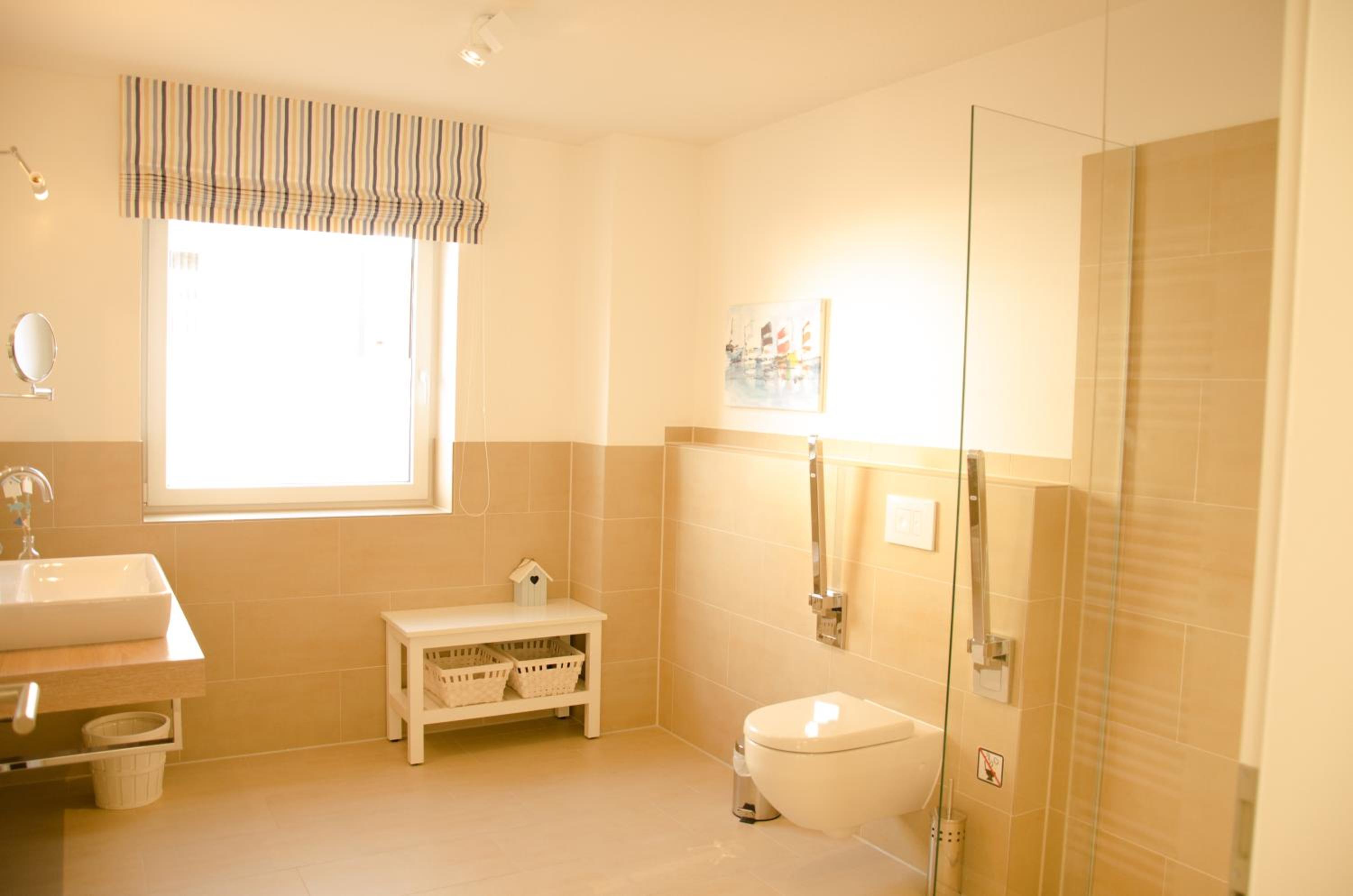 Apartment with Terrace photo 2