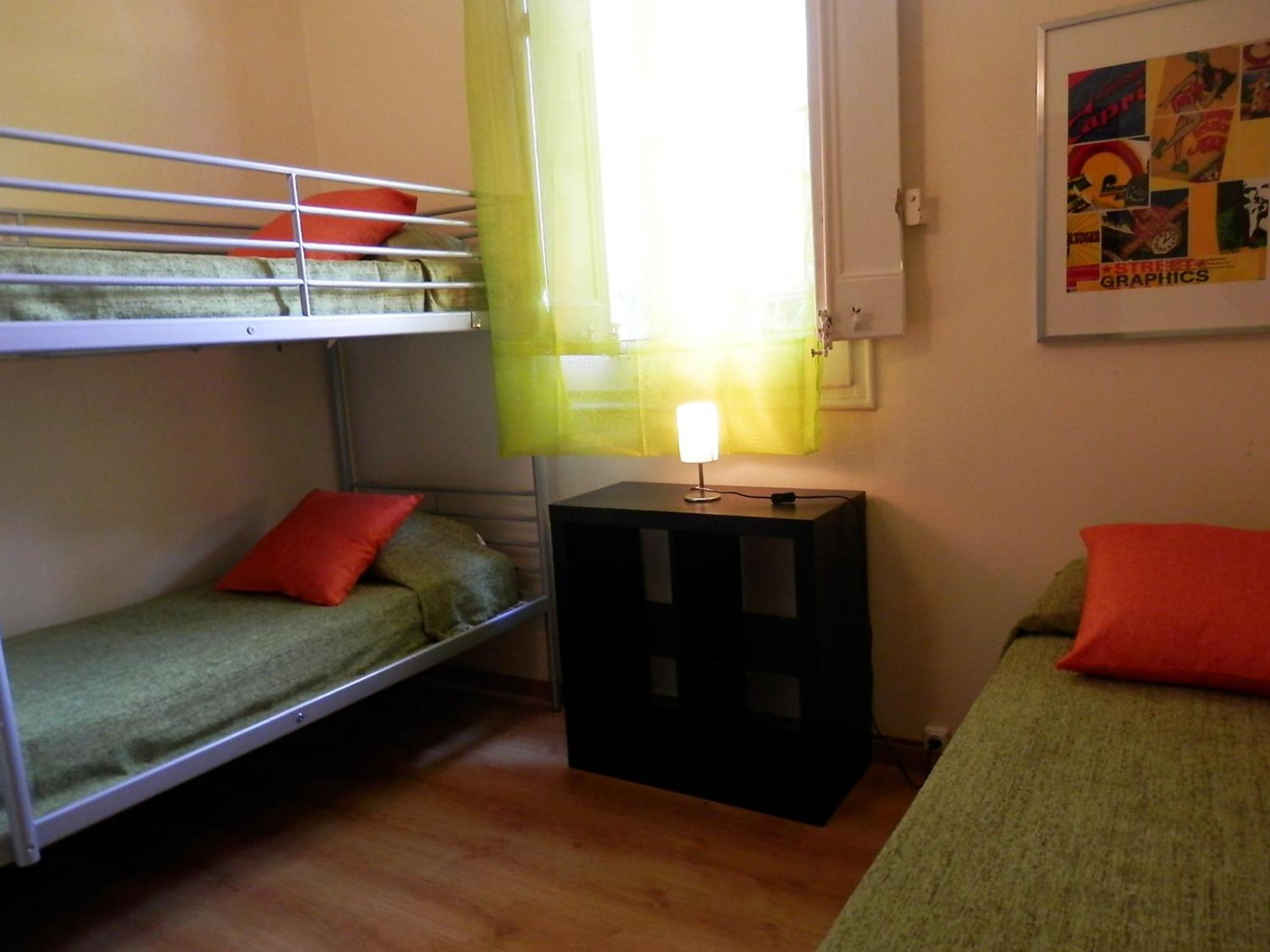 Triple Room with Shared Bathroom photo 3