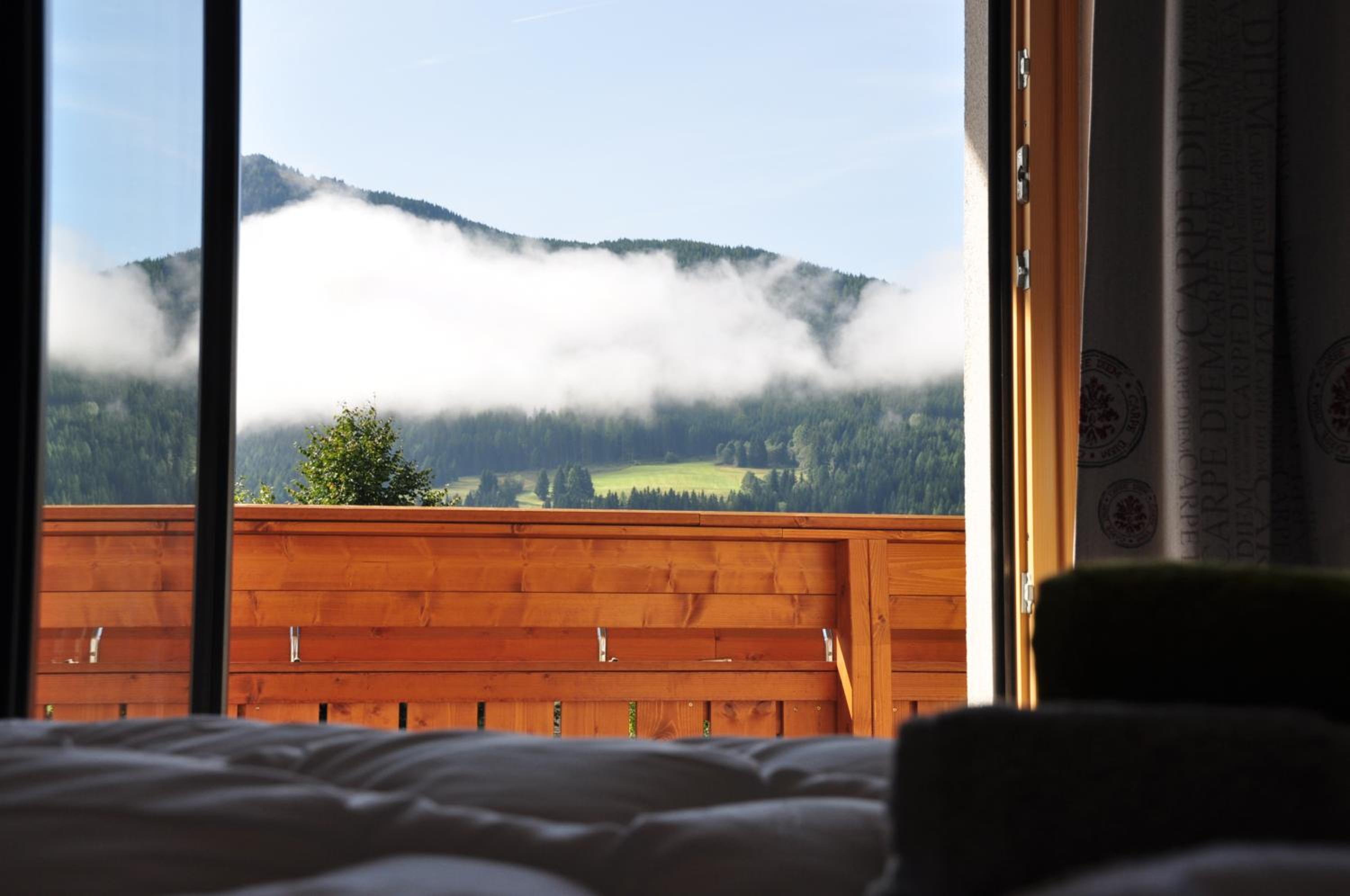 King Room with Mountain View photo 3