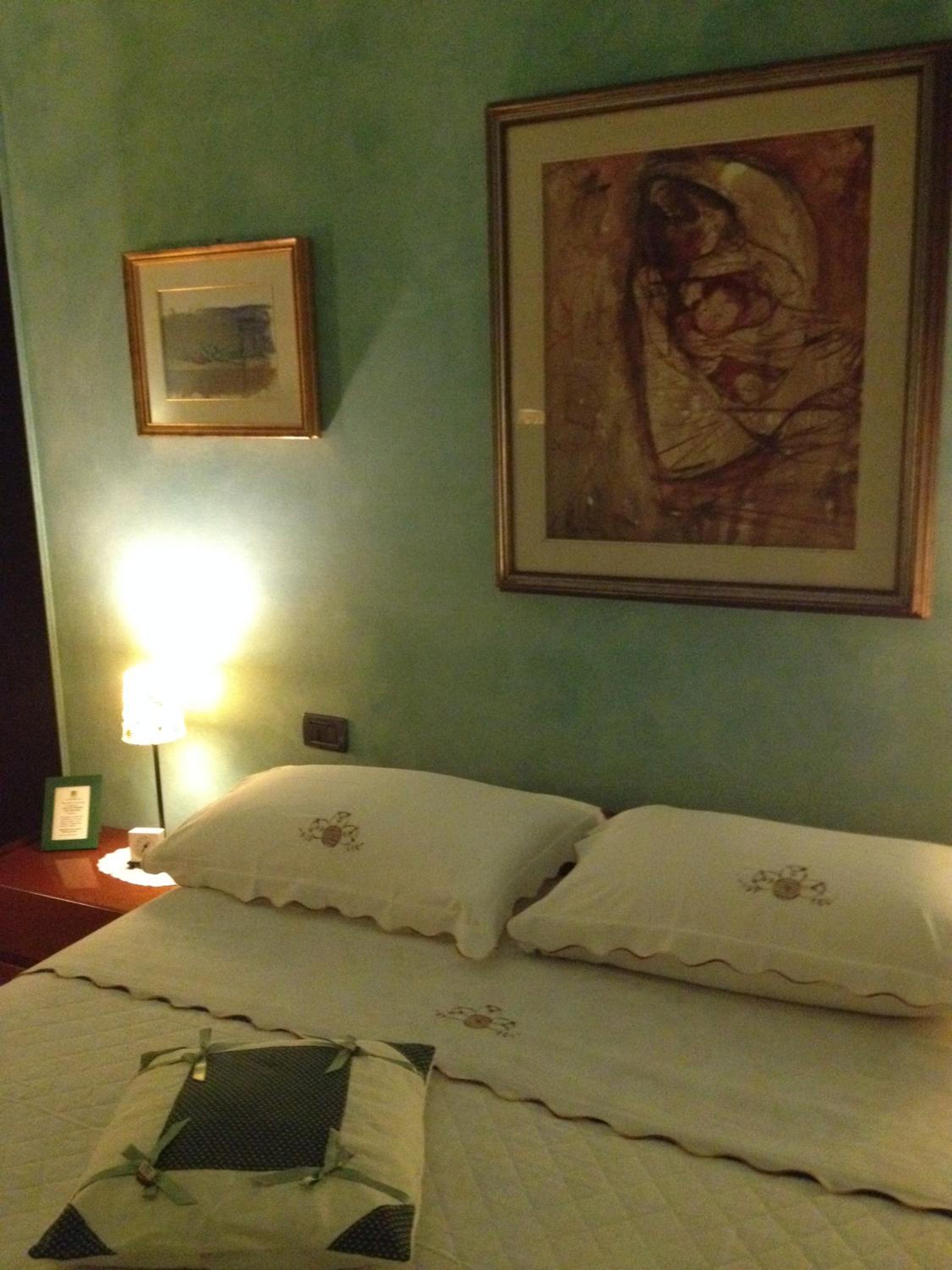 Double Room with Private Bathroom photo 1