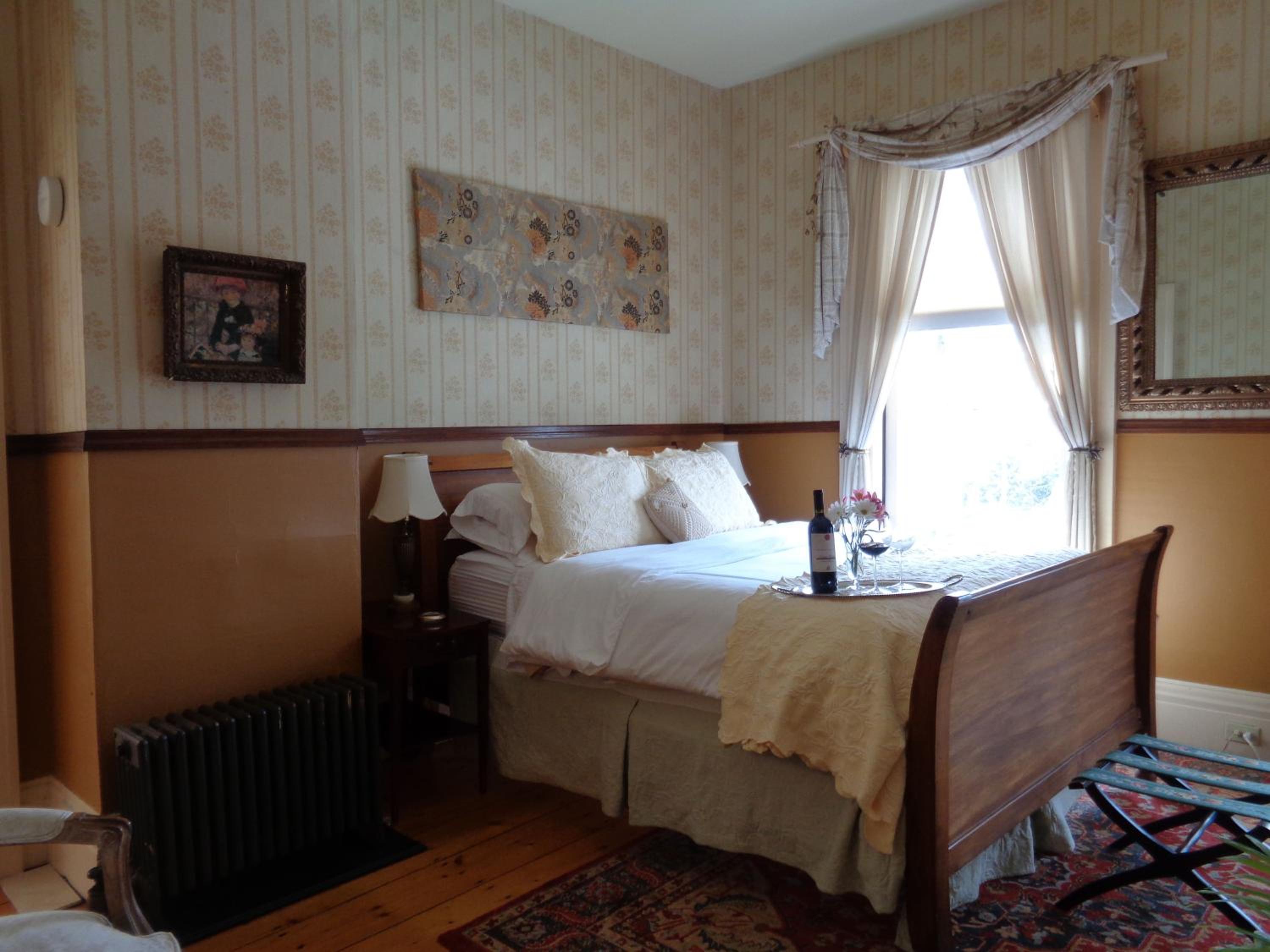 Deluxe Queen Room photo 2