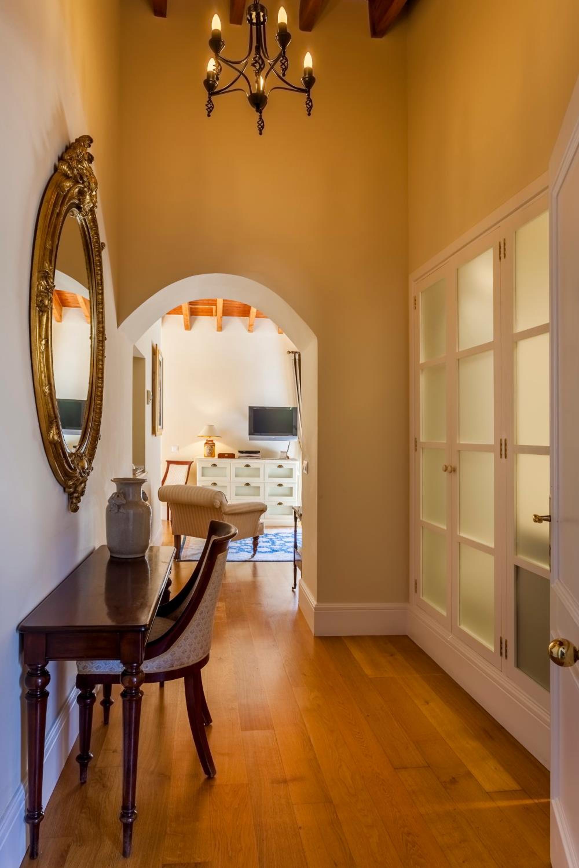 Junior Suite with Mountain View - Photo 4