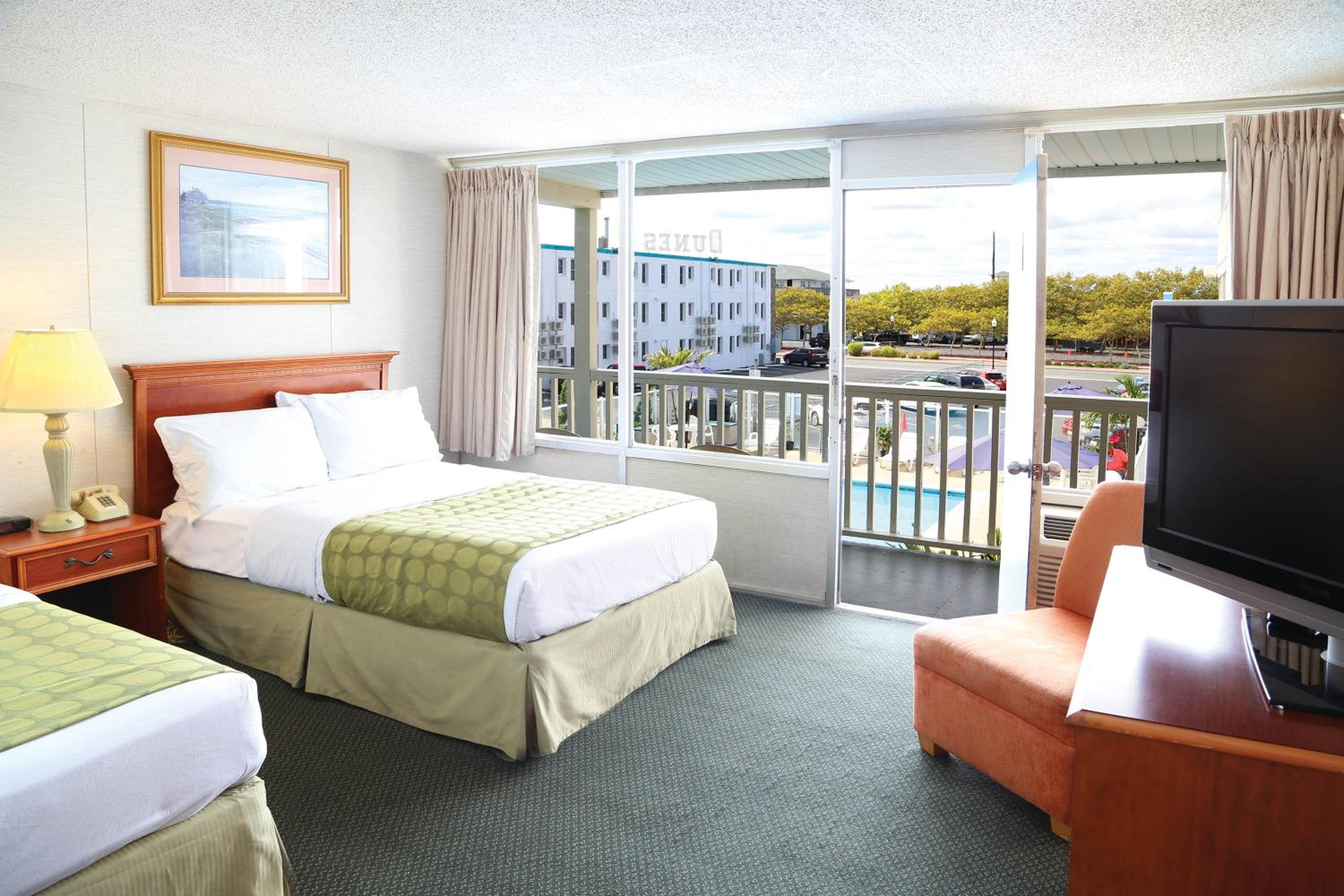 Pool view Room-2 double beds photo 1