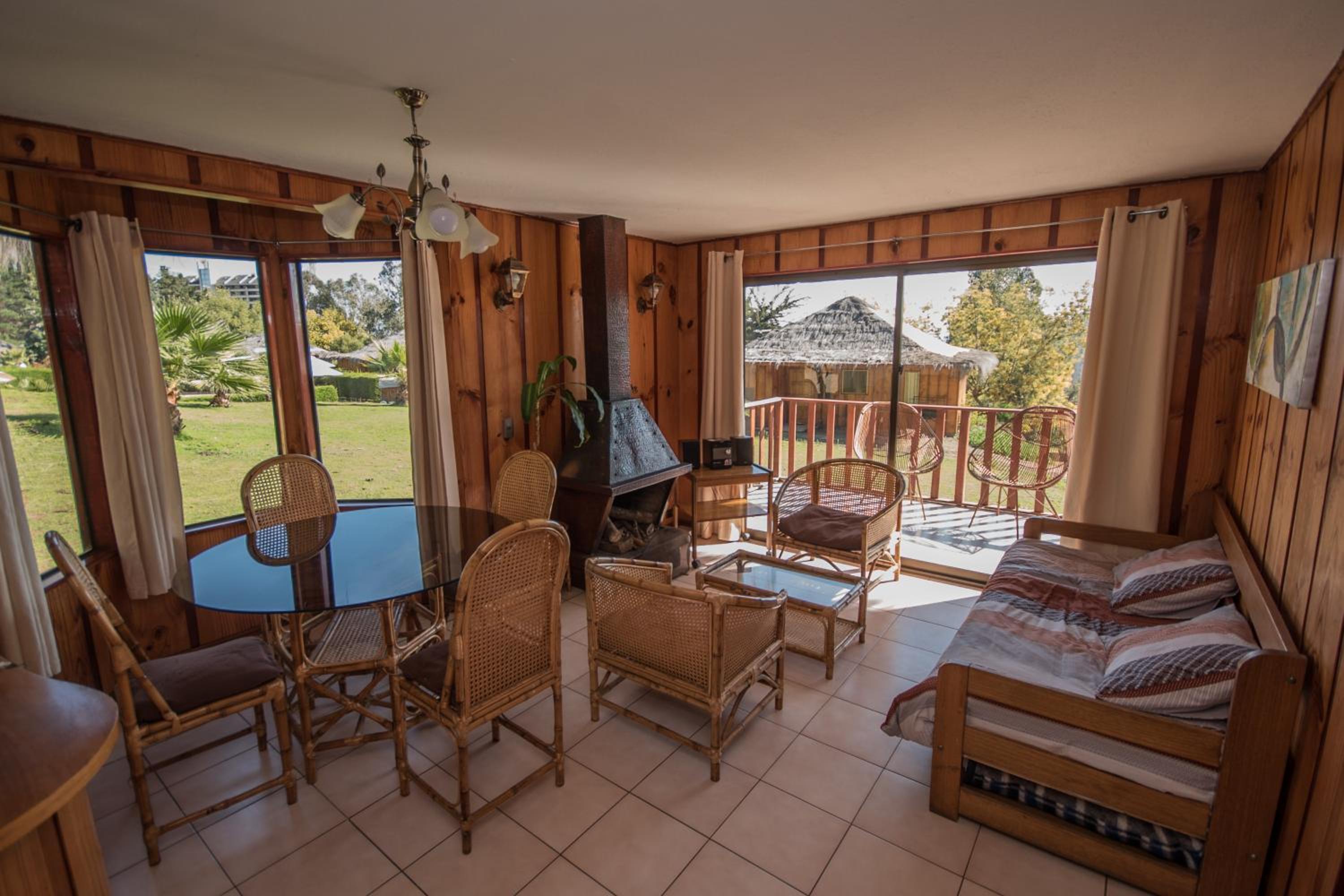 One-Bedroom Bungalow photo 2