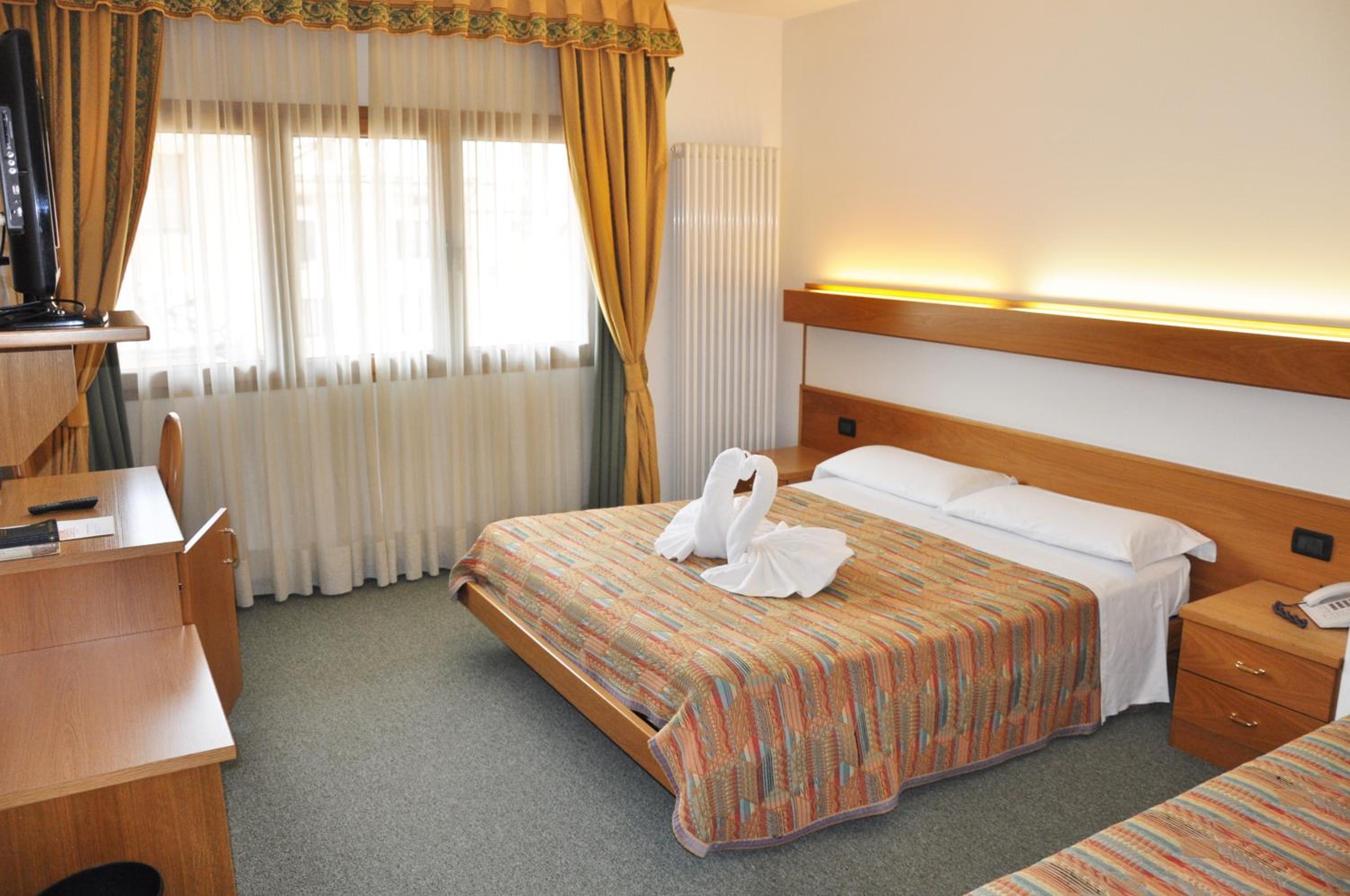 Comfort Triple Room