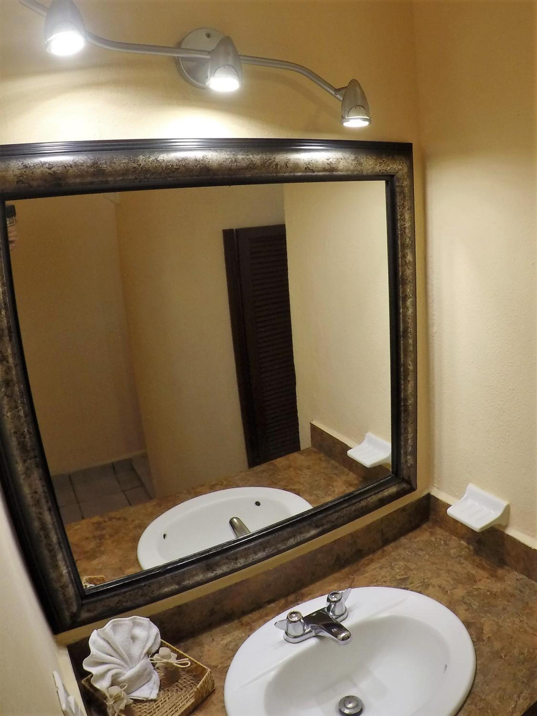 Standard Room - Photo 8