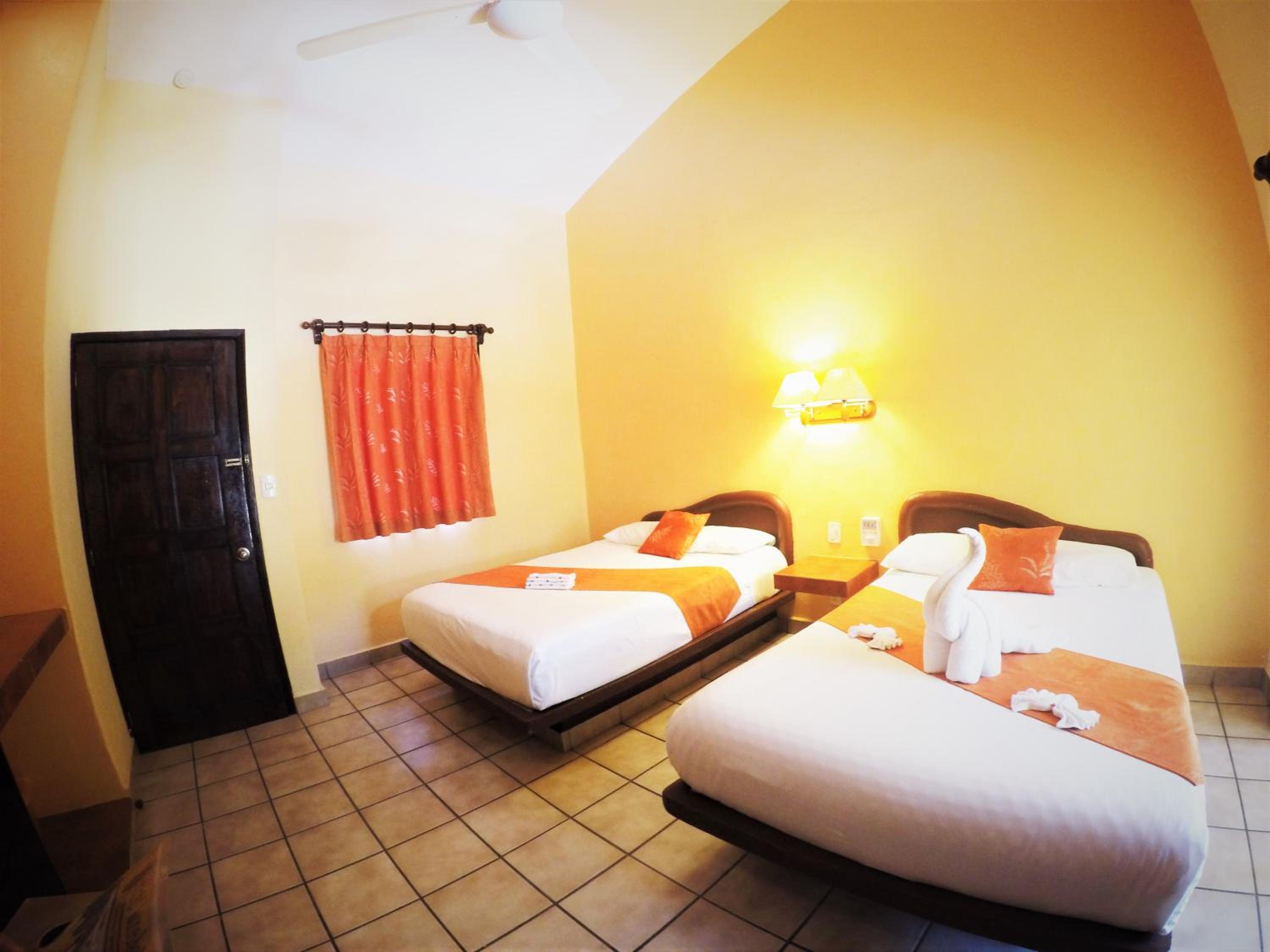 Standard Room - Photo 26