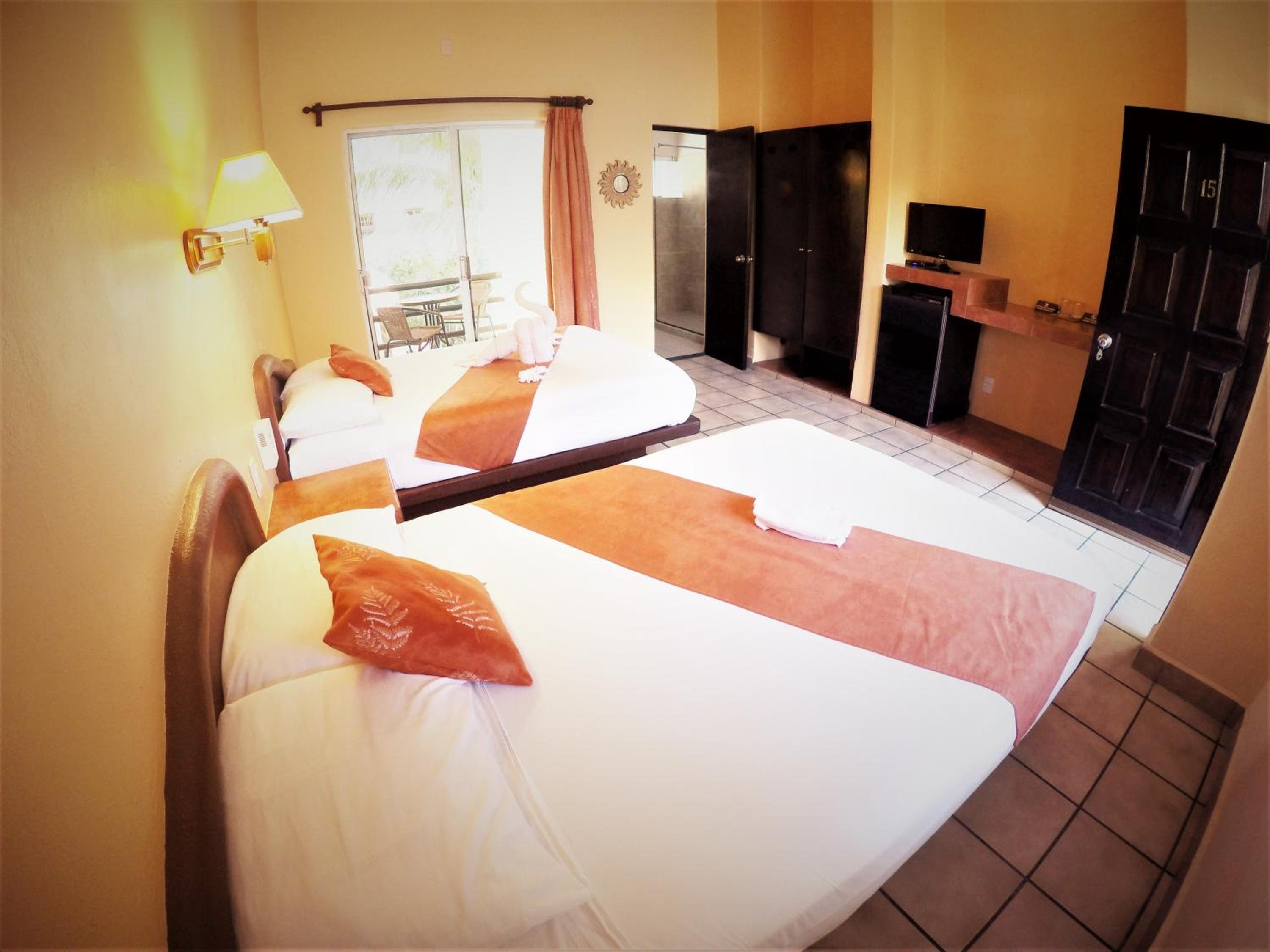 Standard Room - Photo 12