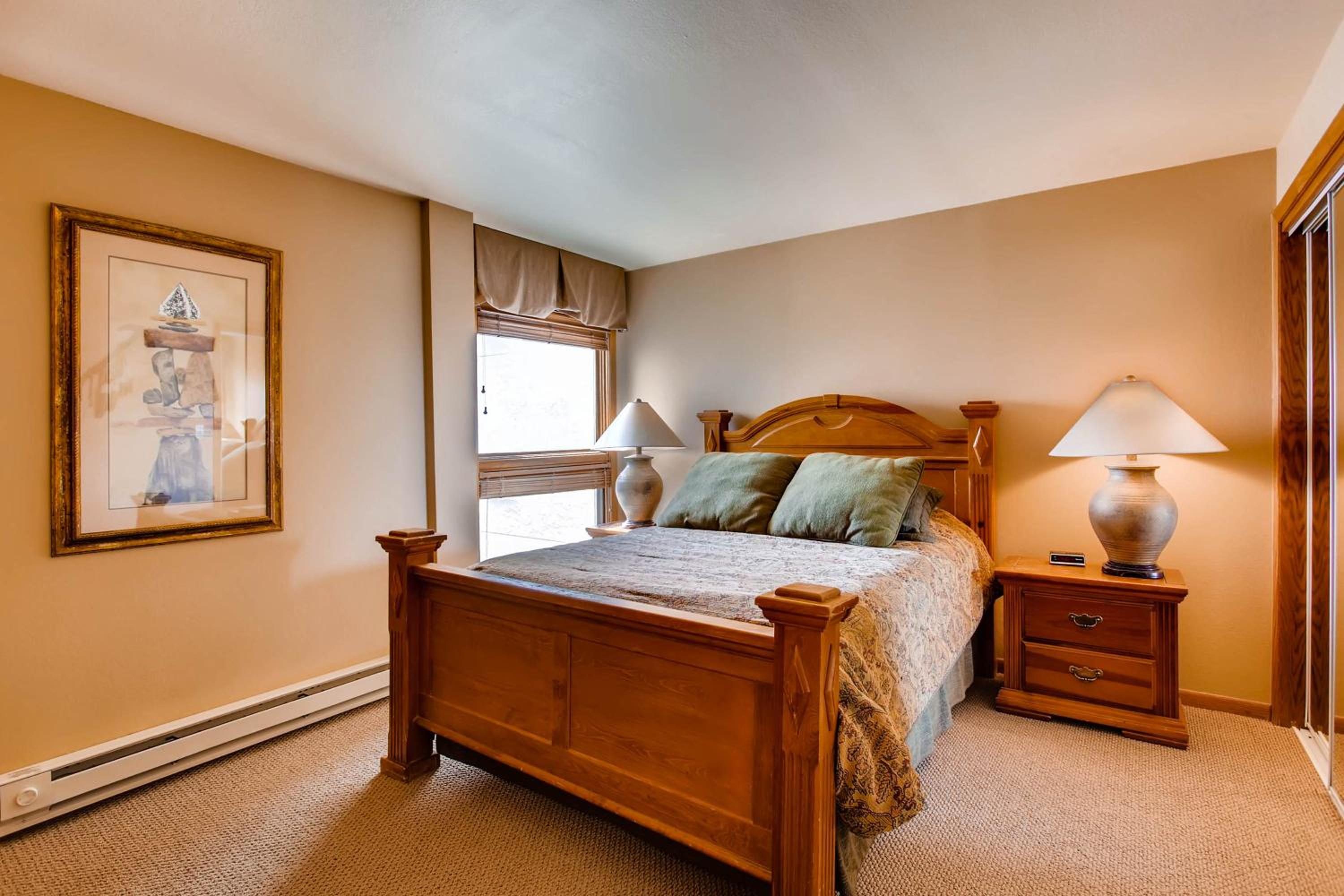 Plaza 3 Bedroom 3 Bath 5 Peak
