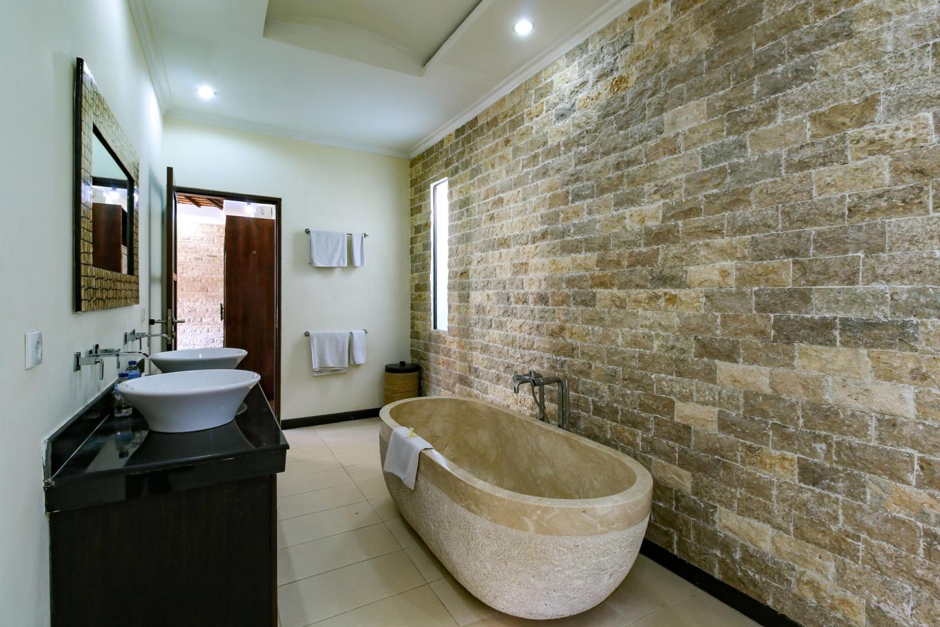 Superior Two-Bedroom Private Pool Villa - Photo 7