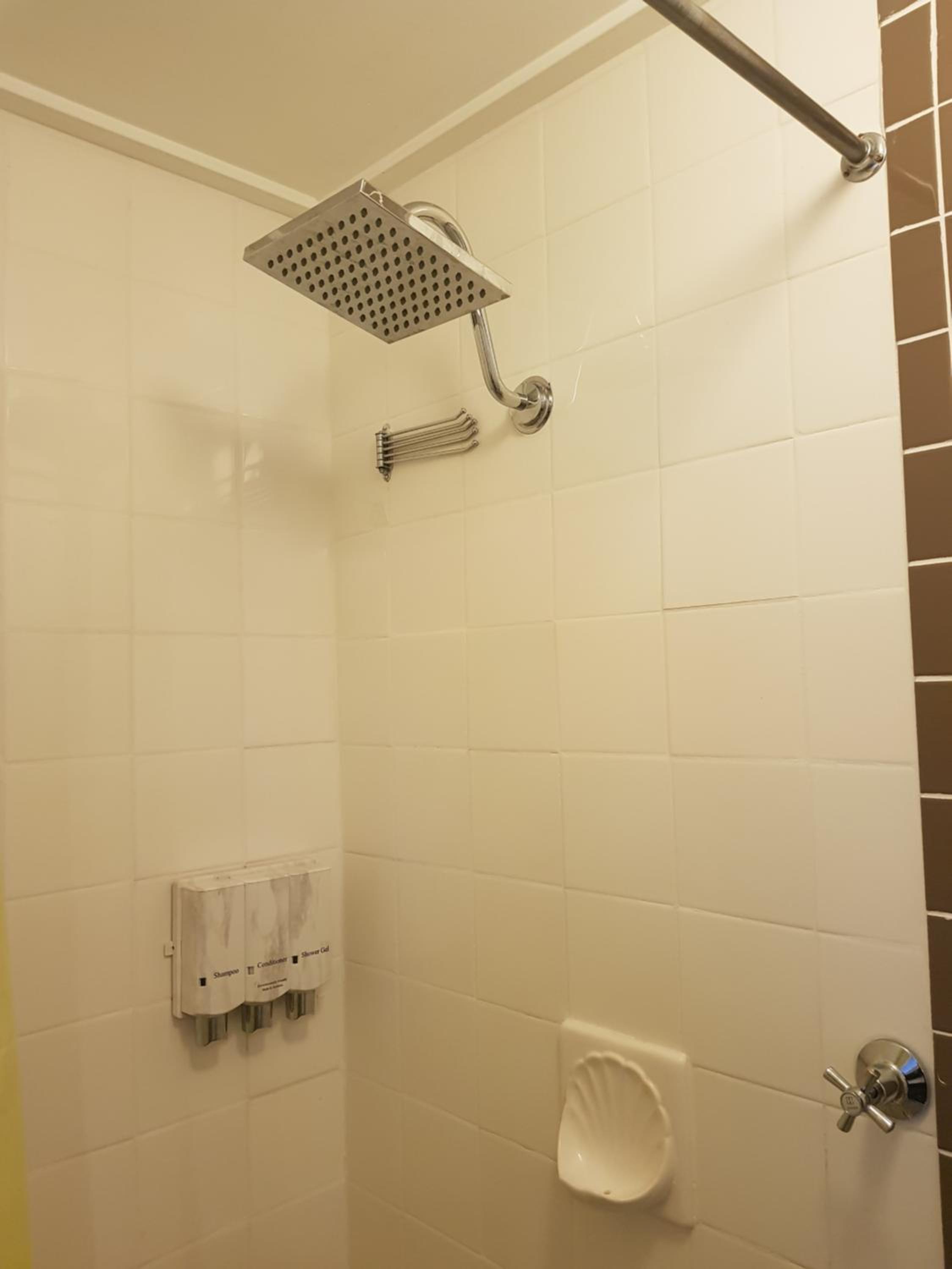 Deluxe Twin Room photo 2