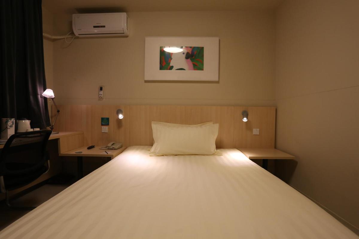 Business Double Room B