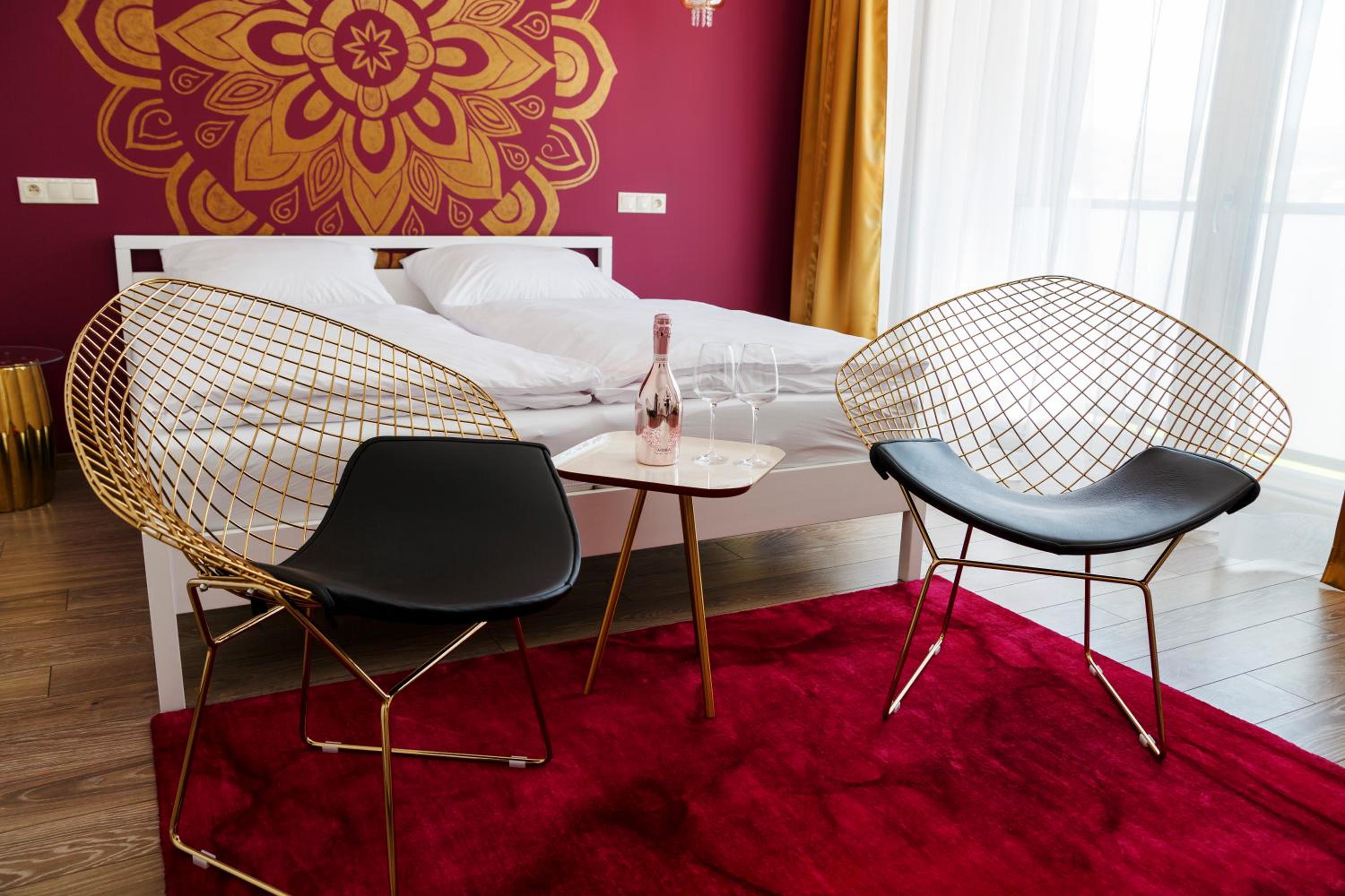 Junior Suite with Balcony photo 1