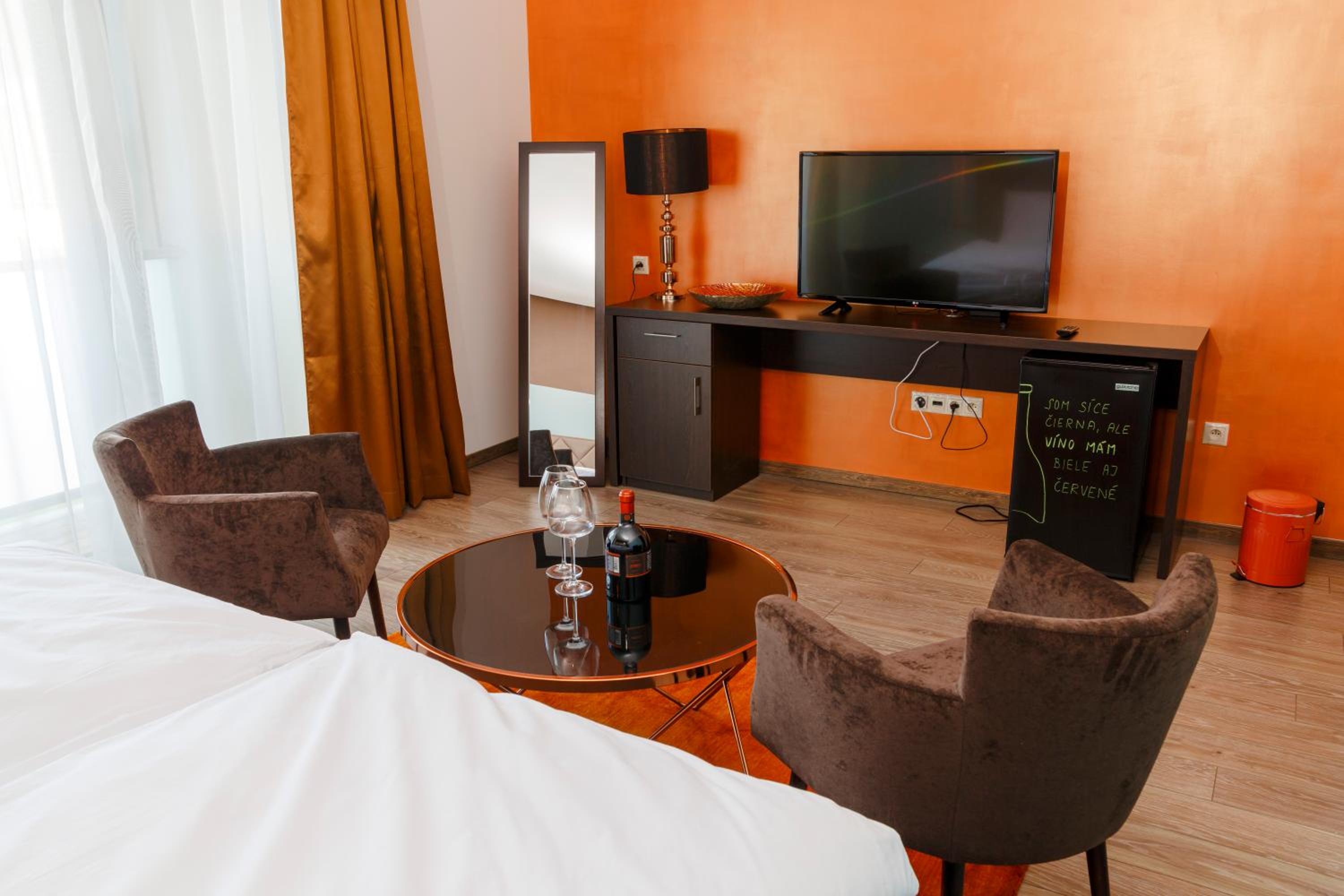 Double Room with Balcony photo 2