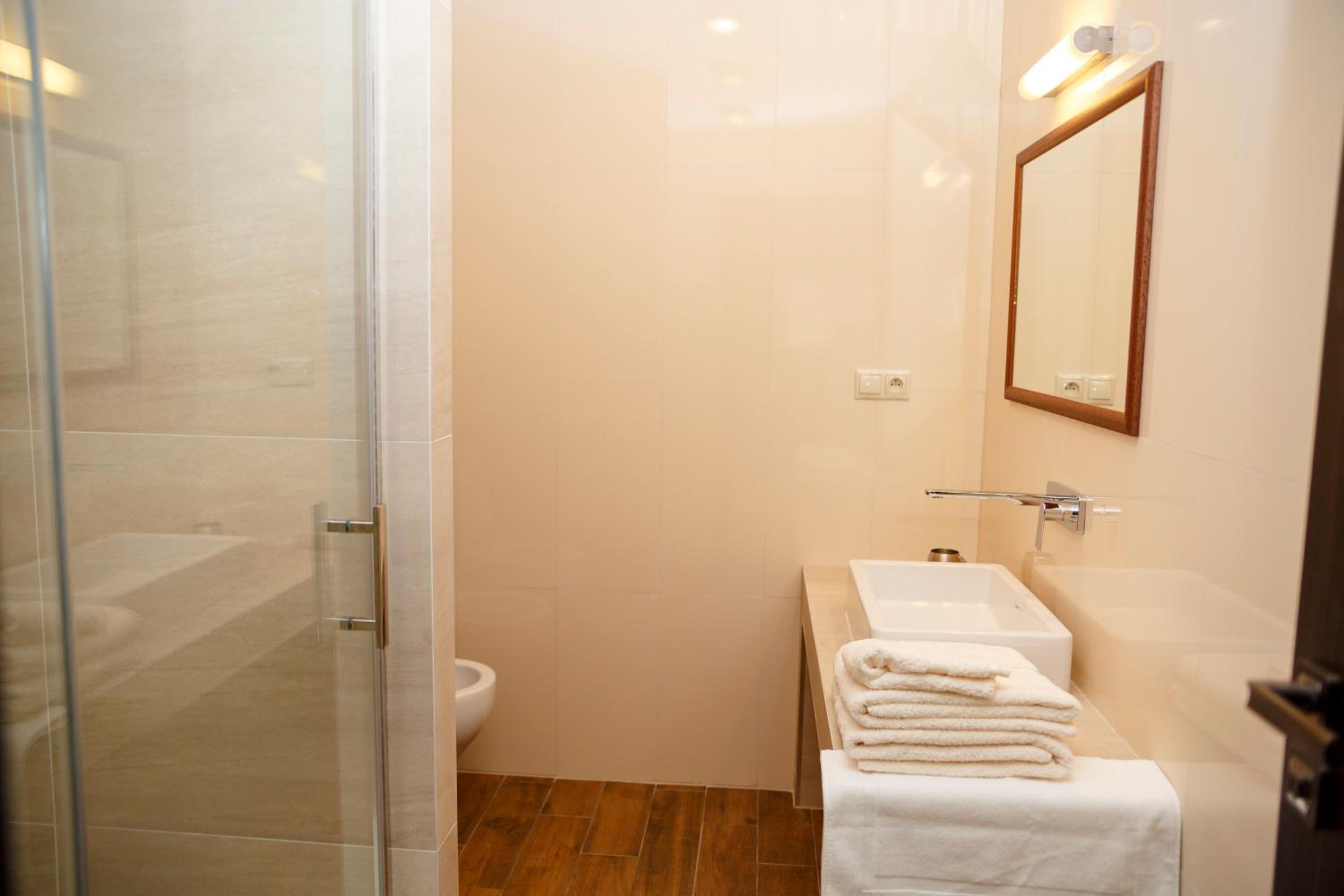 Twin Room with Balcony photo 2