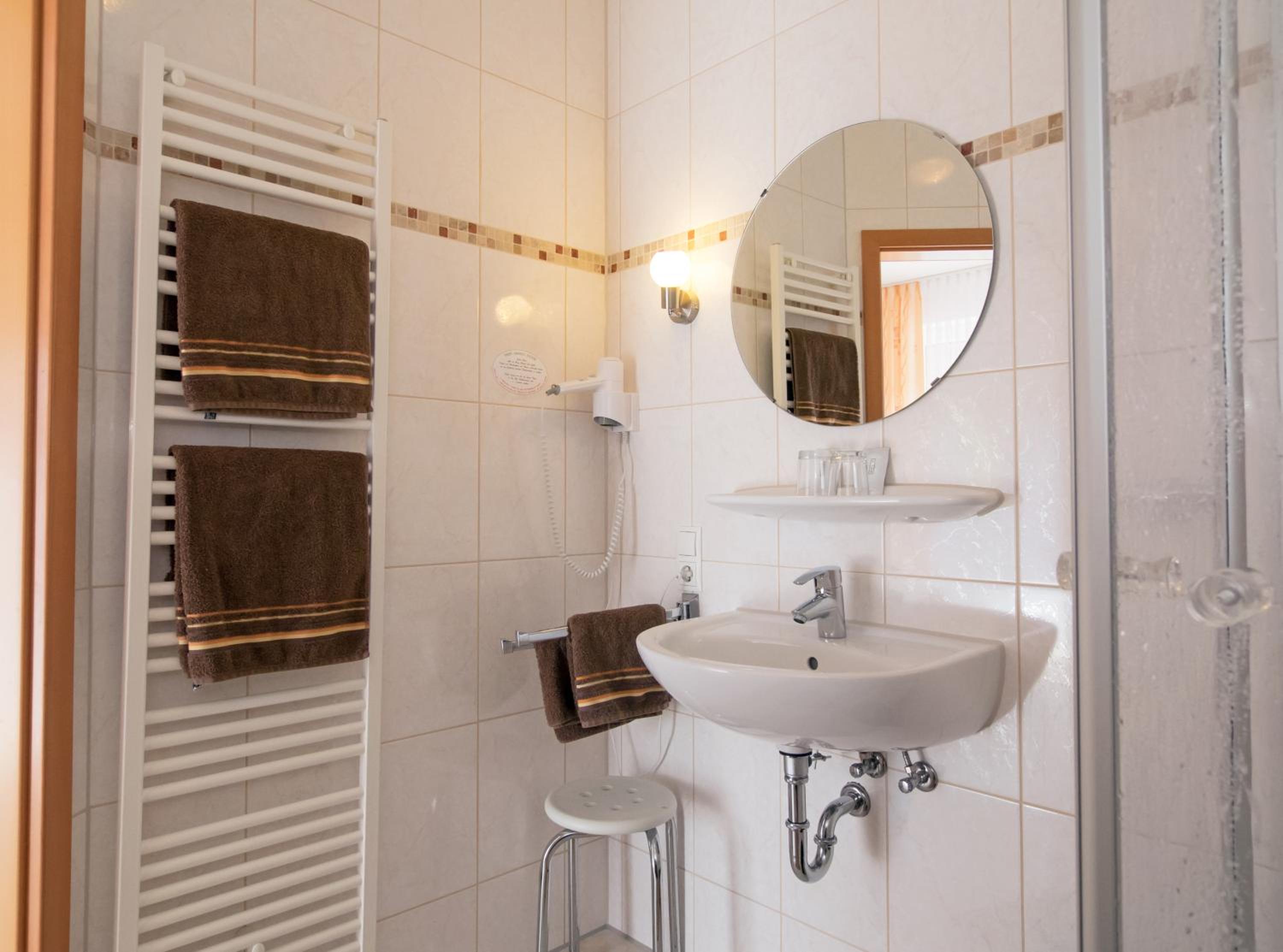 Double Room - Photo 4
