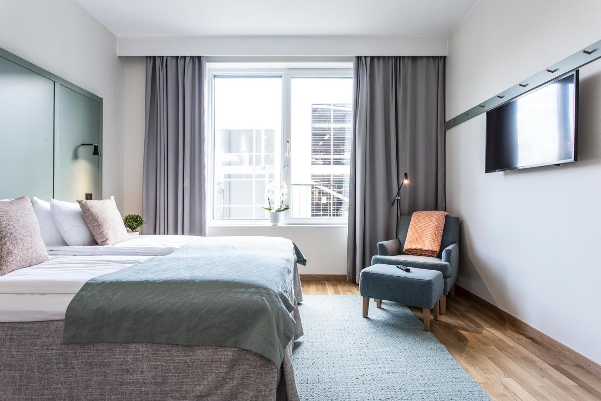 Available room