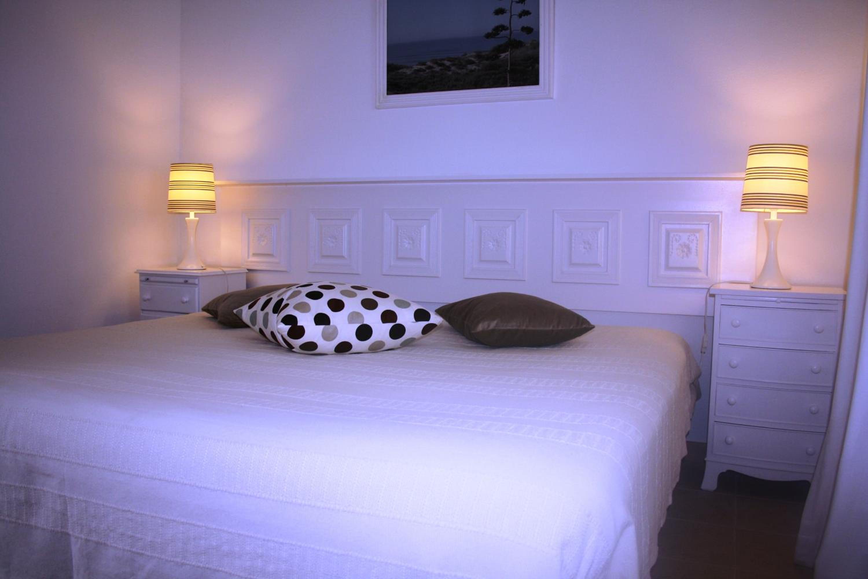 Two-Bedroom Apartment with River View - Photo 5