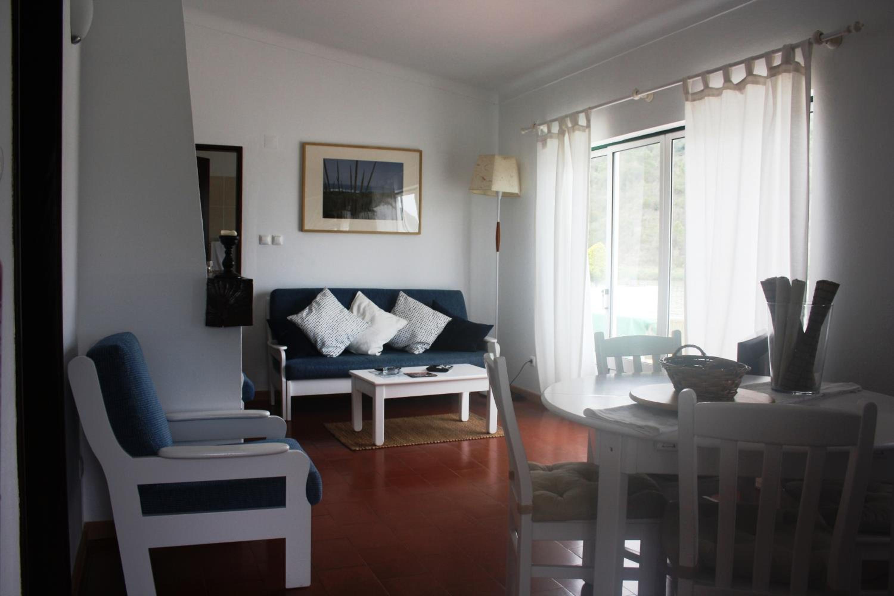 Two-Bedroom Apartment with River View - Photo 15