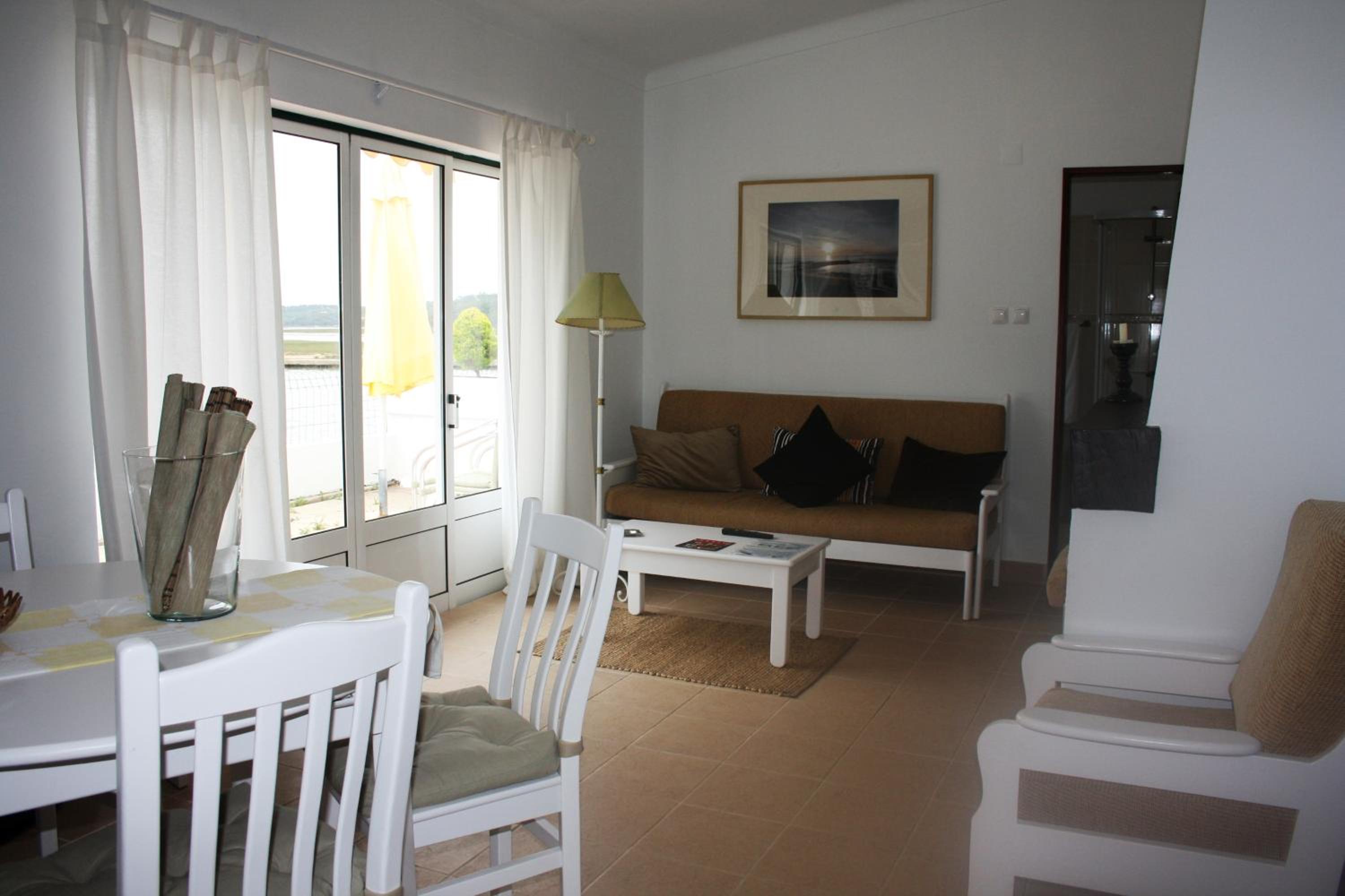 Two-Bedroom Apartment with River View - Photo 13