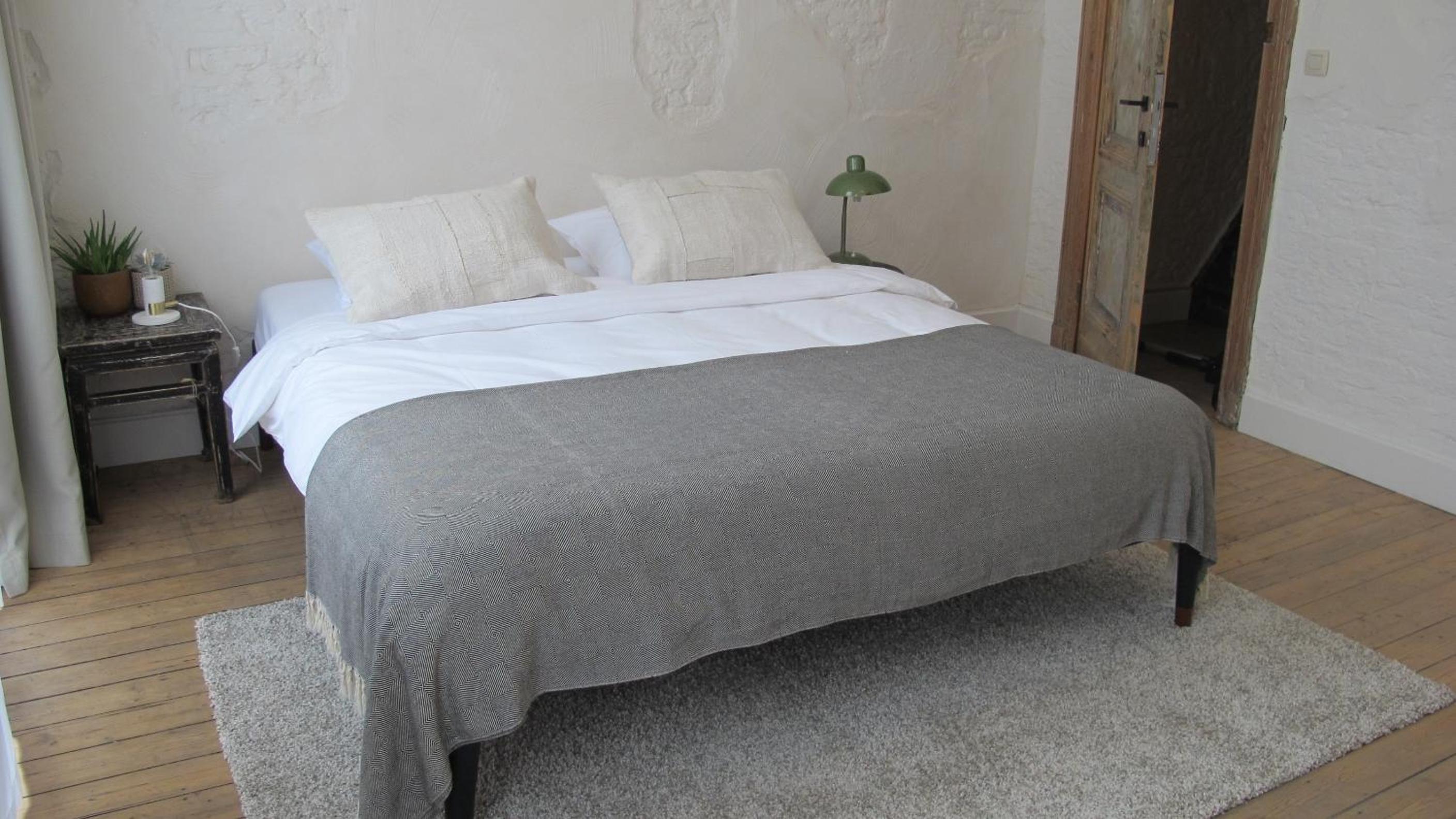 Double Room with Private Bathroom - Photo 4