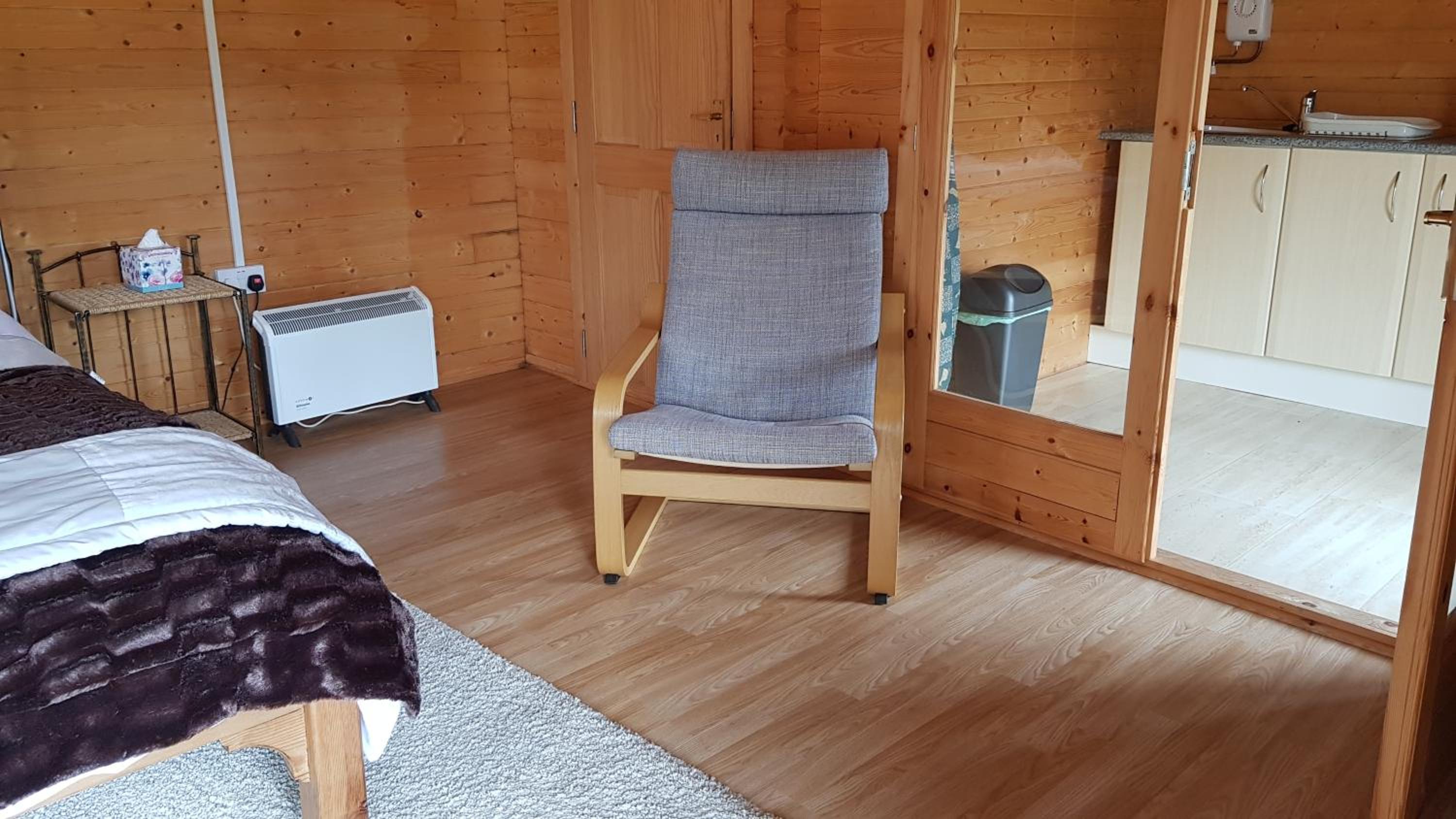 One-Bedroom Chalet - Photo 5