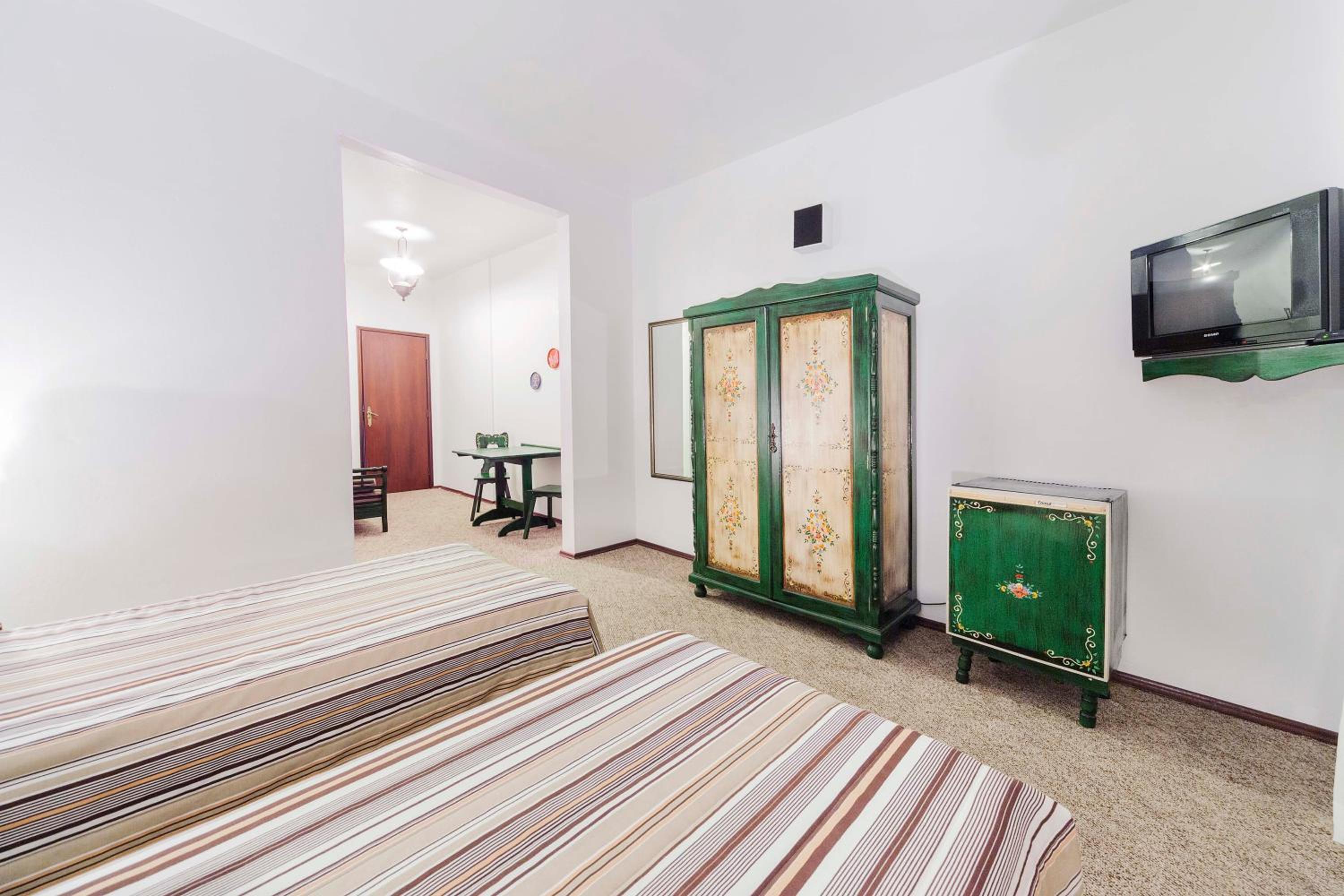 Standard Twin Room photo 2