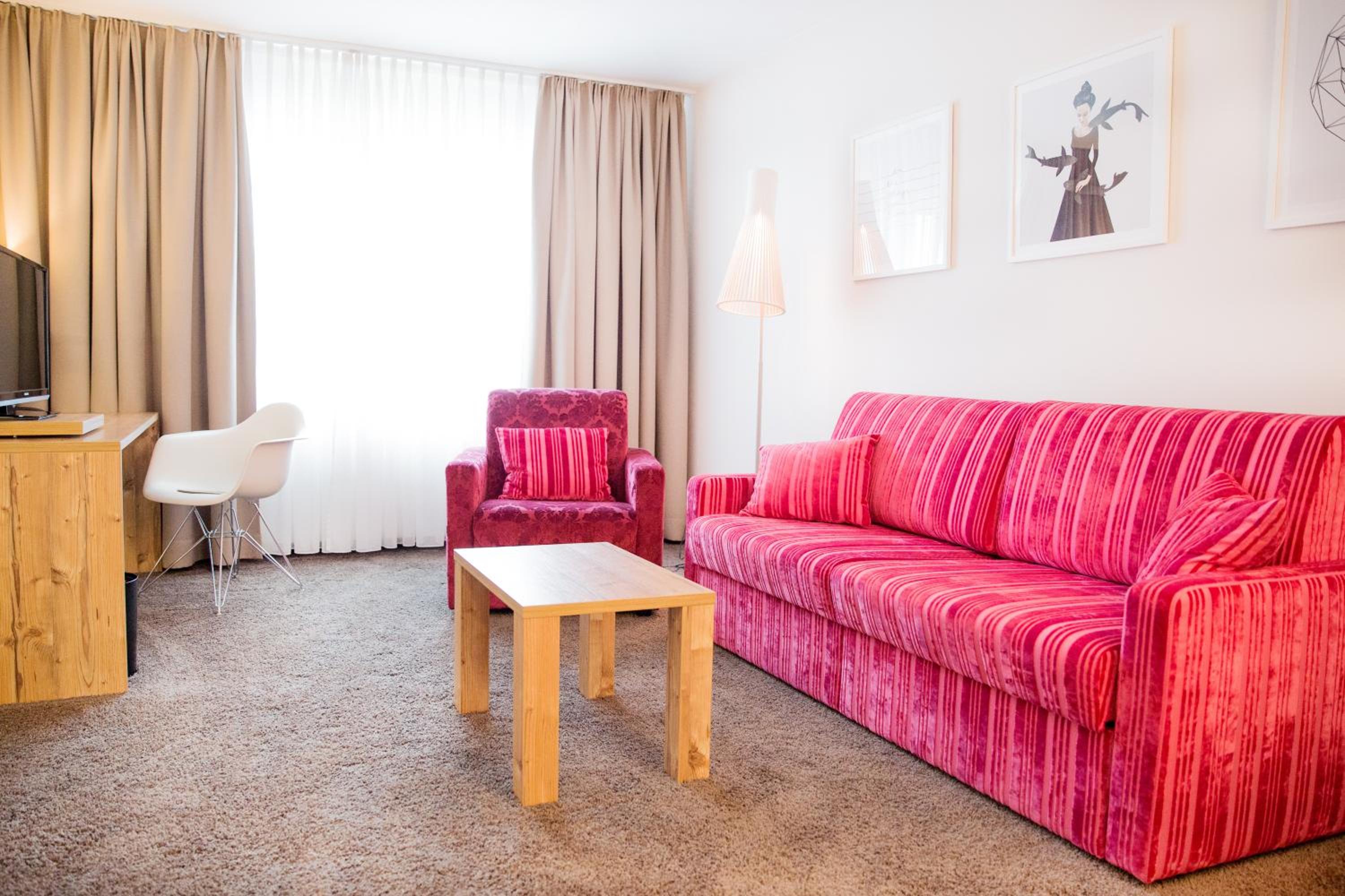 Deluxe Double Room - Photo 5