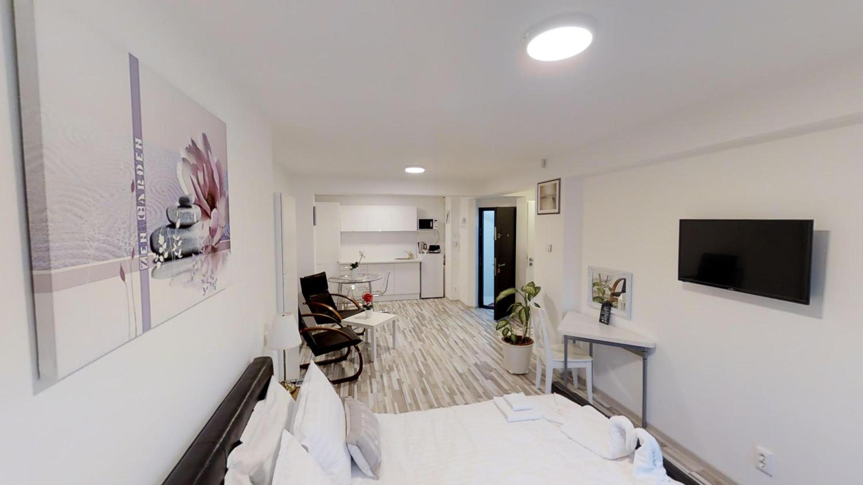 Apartment - Photo 21
