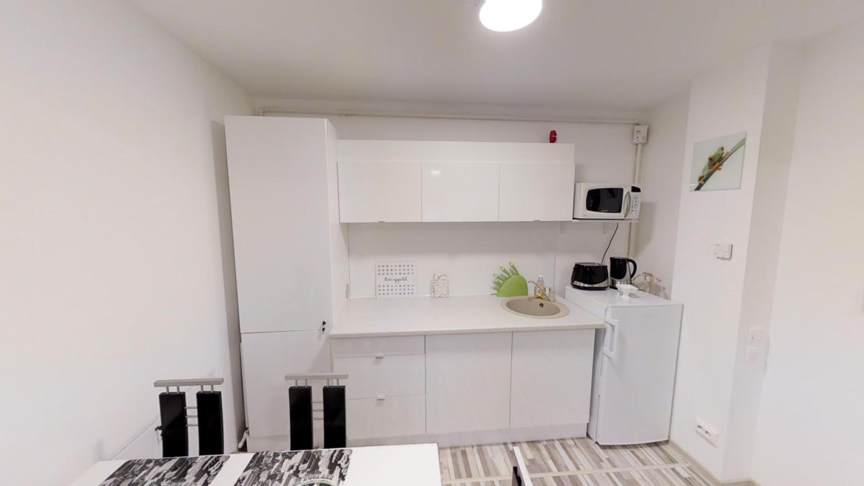 Apartment - Photo 24