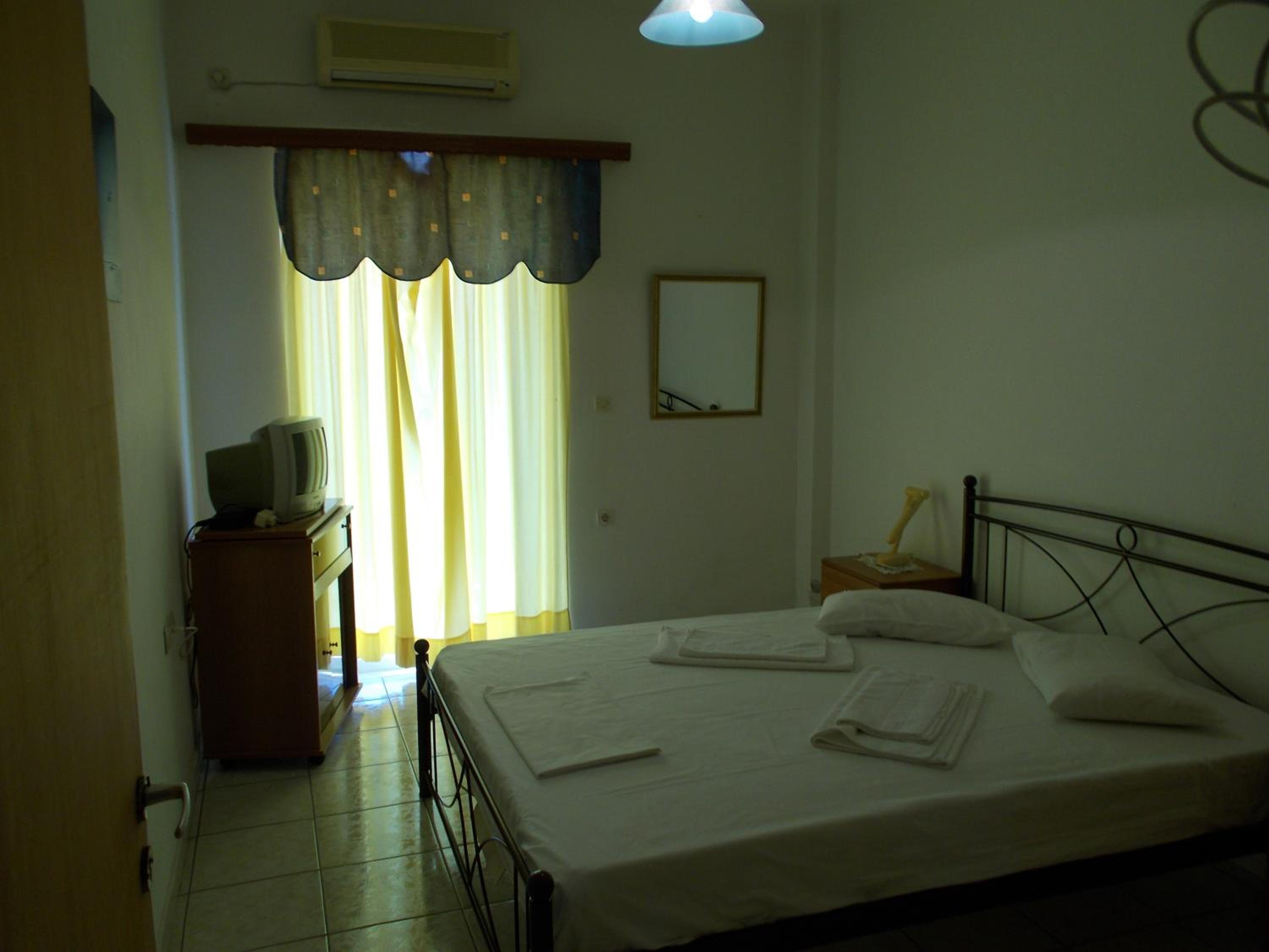 Two-Bedroom Apartment (4 Adults) photo 3