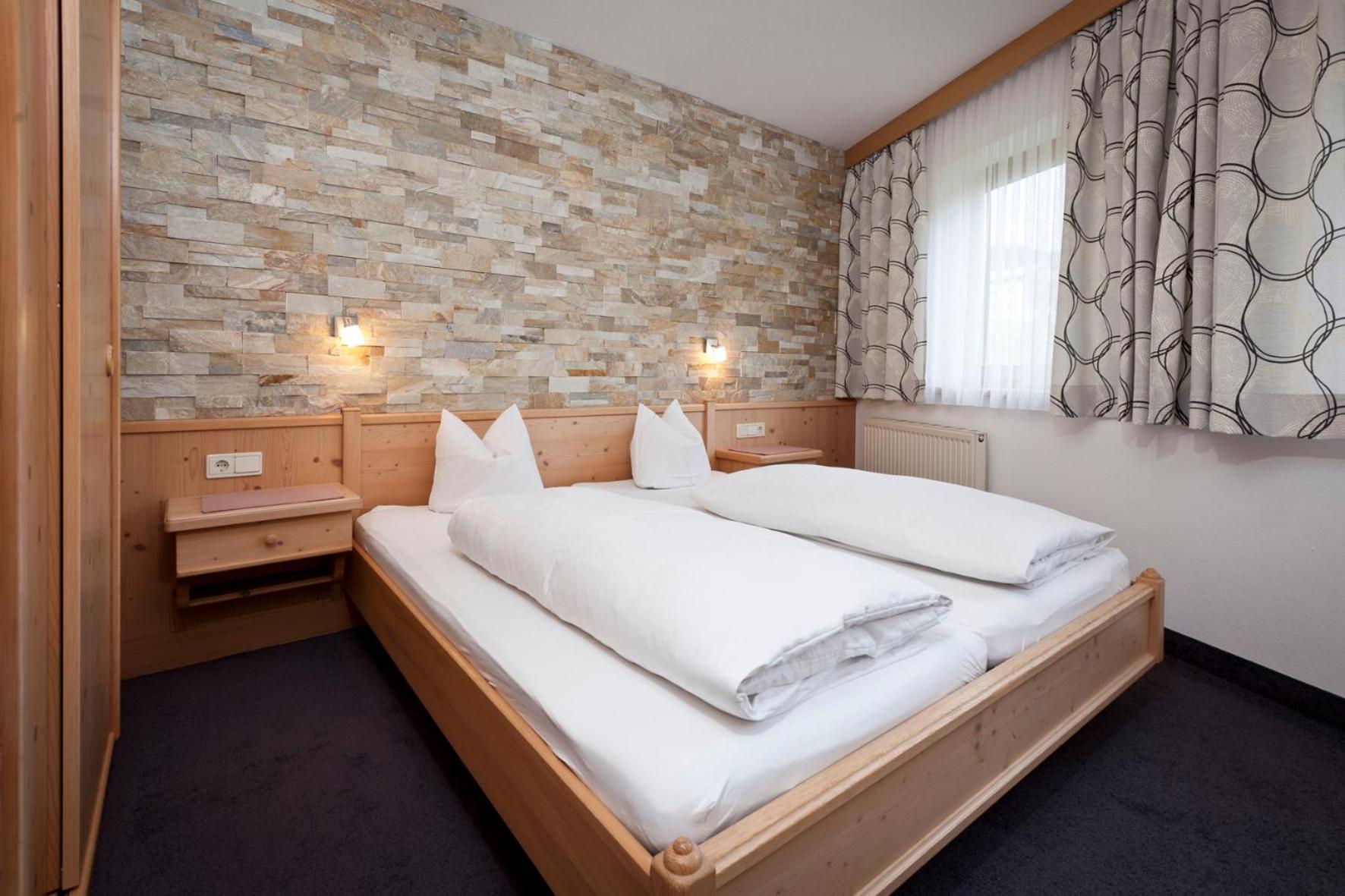 Double Room with Mountain View photo 1