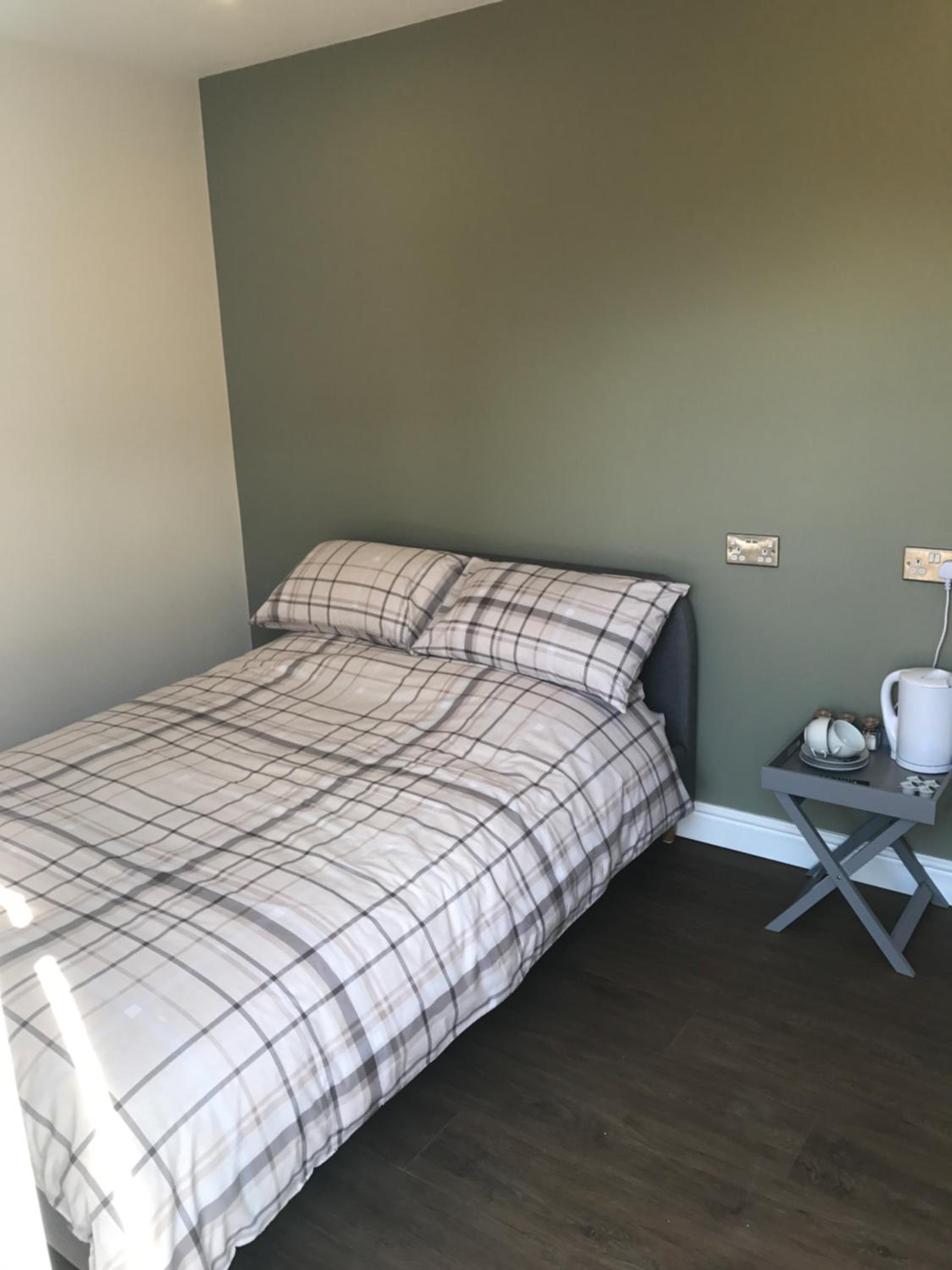 Deluxe Double Room with Shower