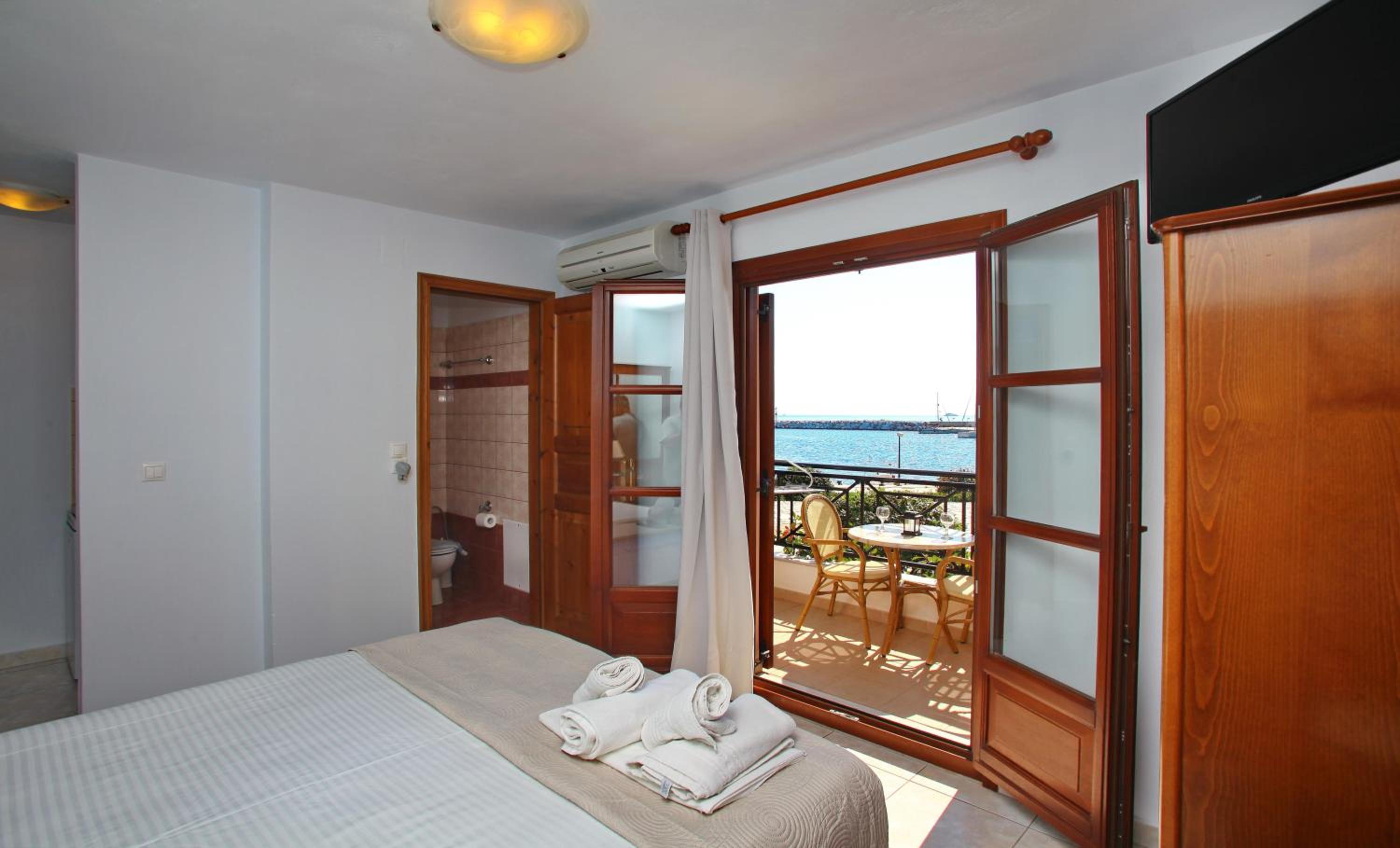 Studio with Sea View - Photo 12