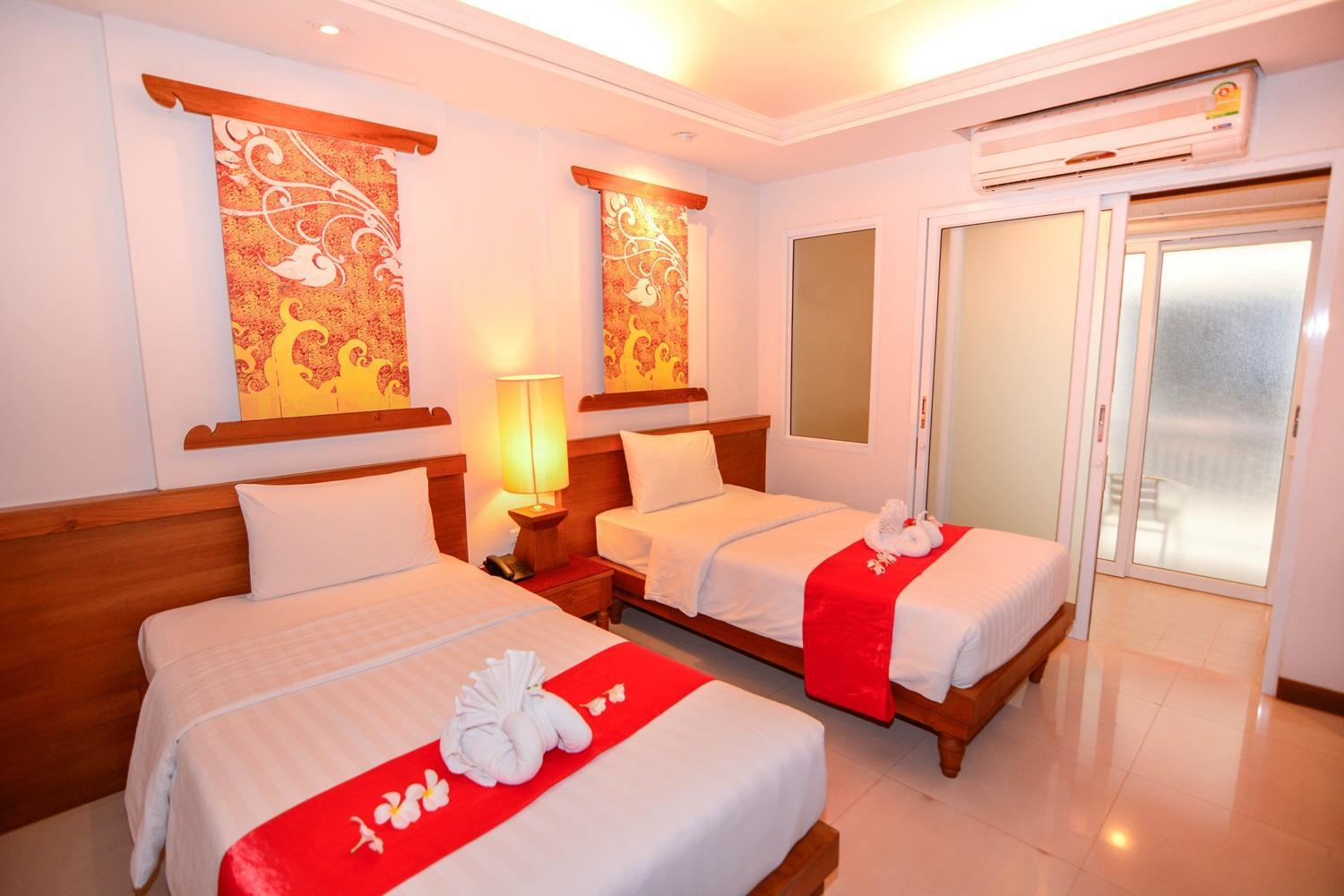 First Double or Twin Room - Breakfast - Photo 5