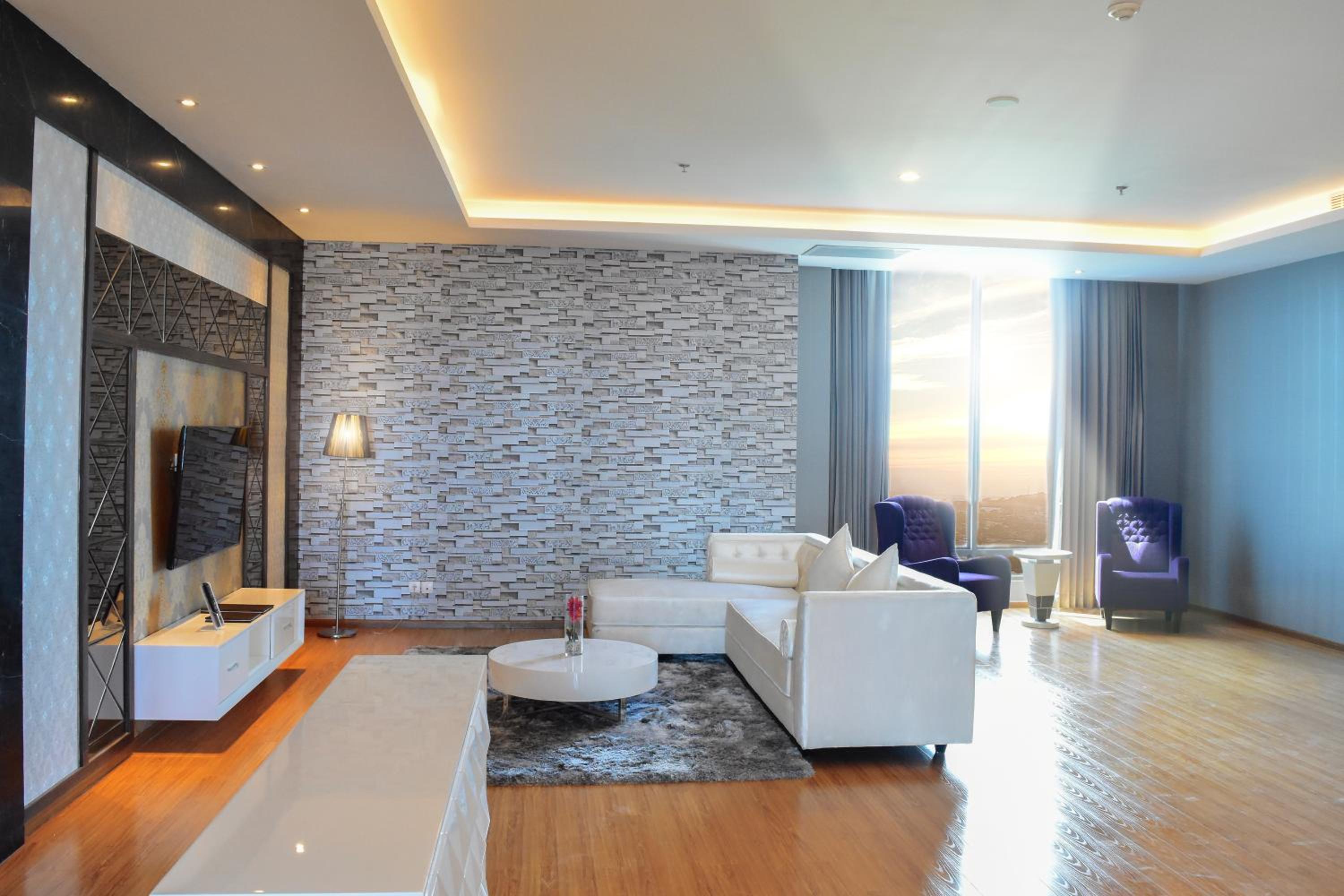 Platinum Suite photo 3