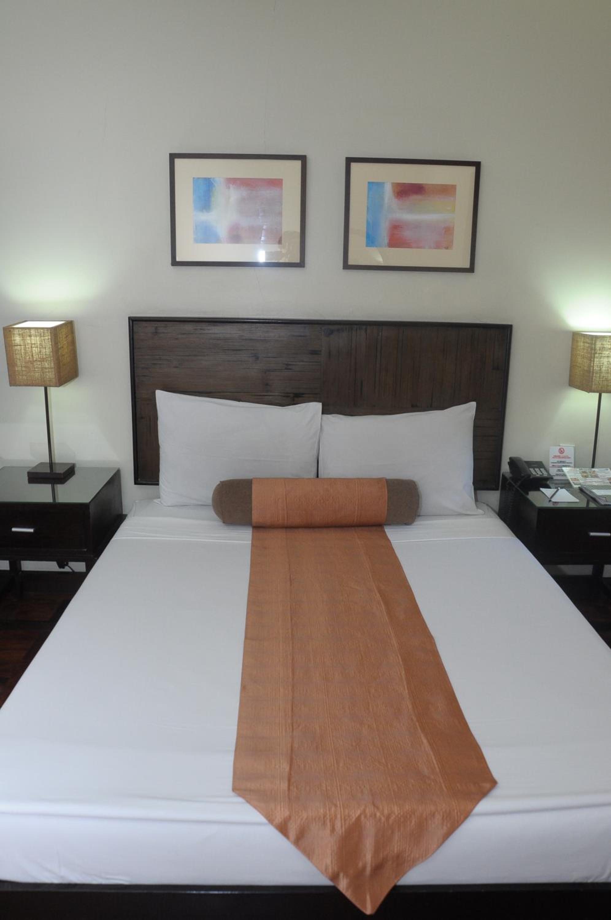 Executive Room with Air-conditioner - Photo 4