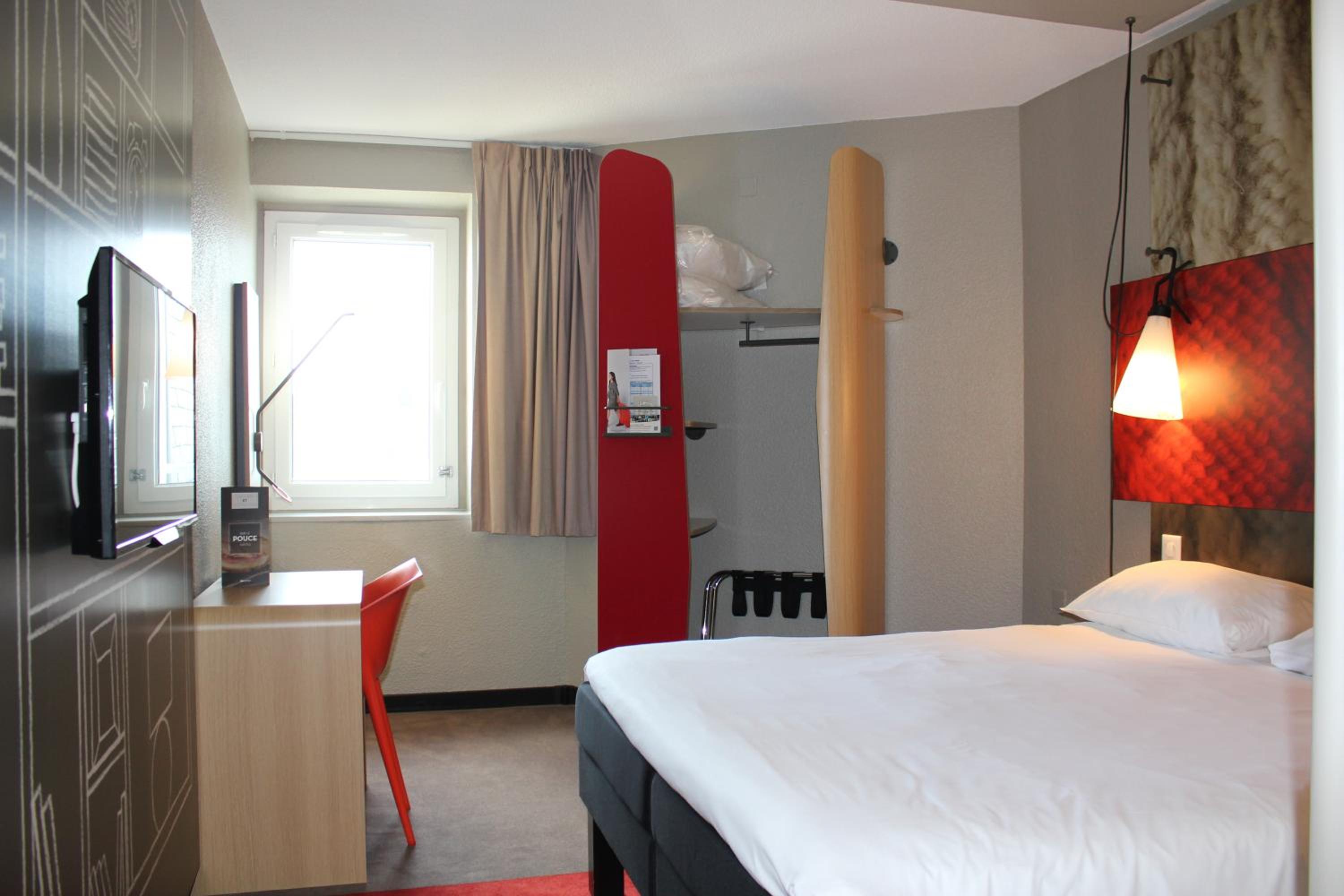 Standard One Double Bed - Photo 6