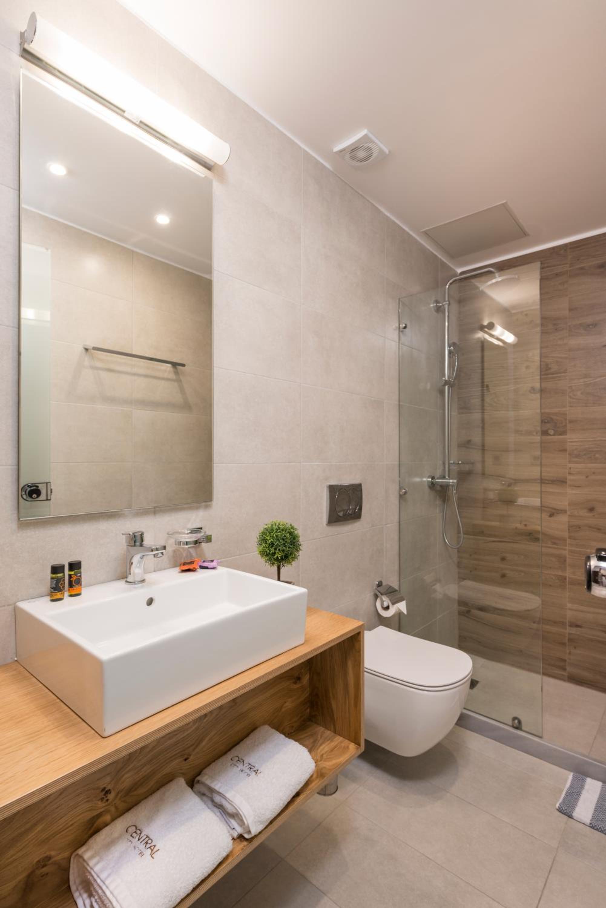 Standard Triple Room photo 3