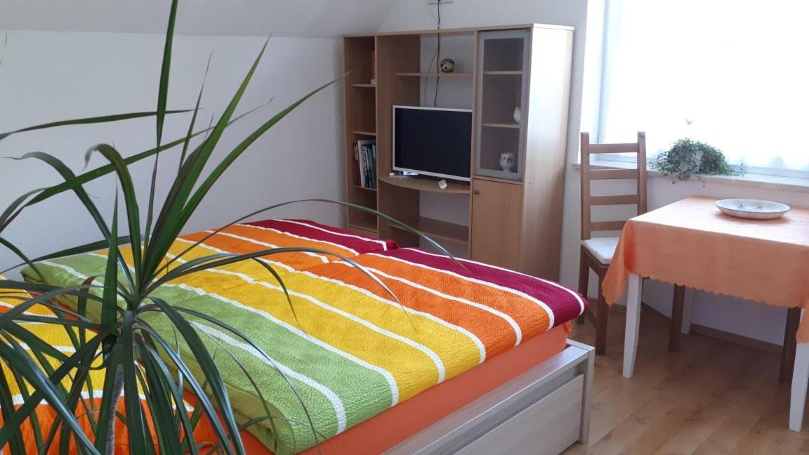 Standard Double Room - Photo 3