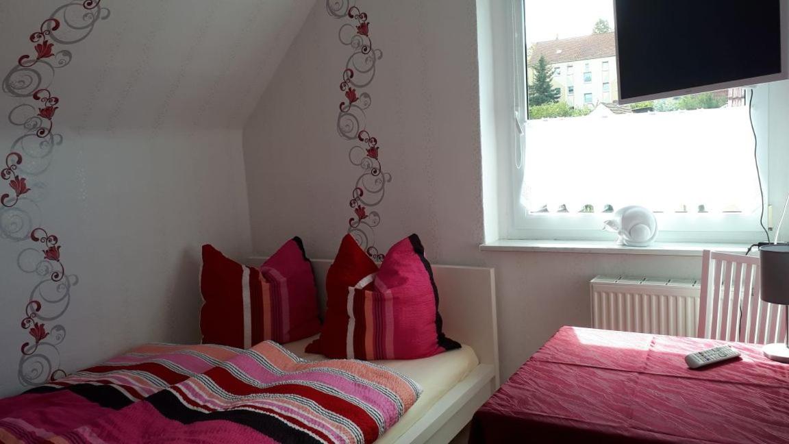 Budget Double Room - Photo 1