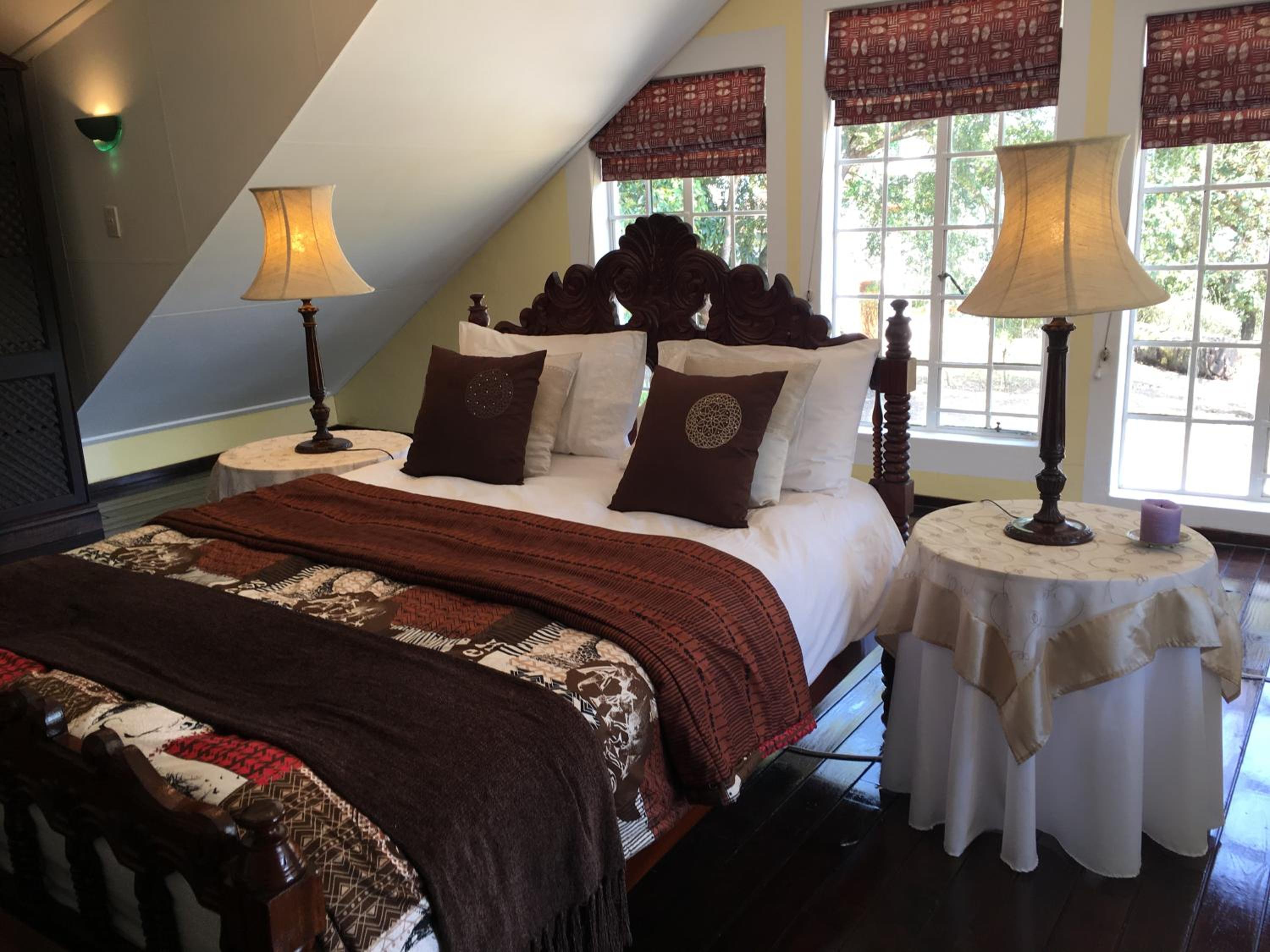 Deluxe Family Suite - Photo 5