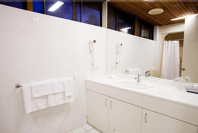 Three-Bedroom Villa photo 2
