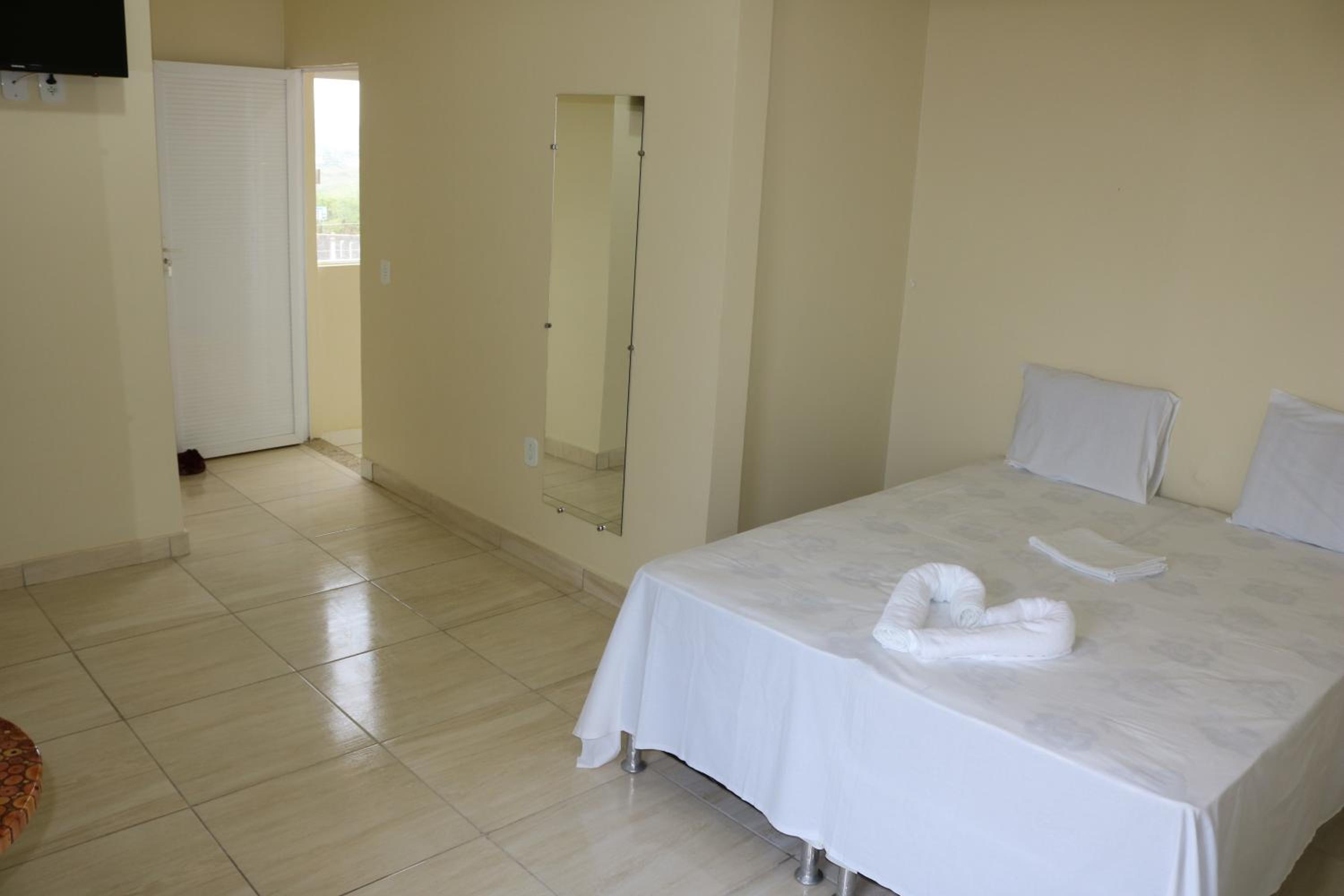 Basic Double Room photo 2