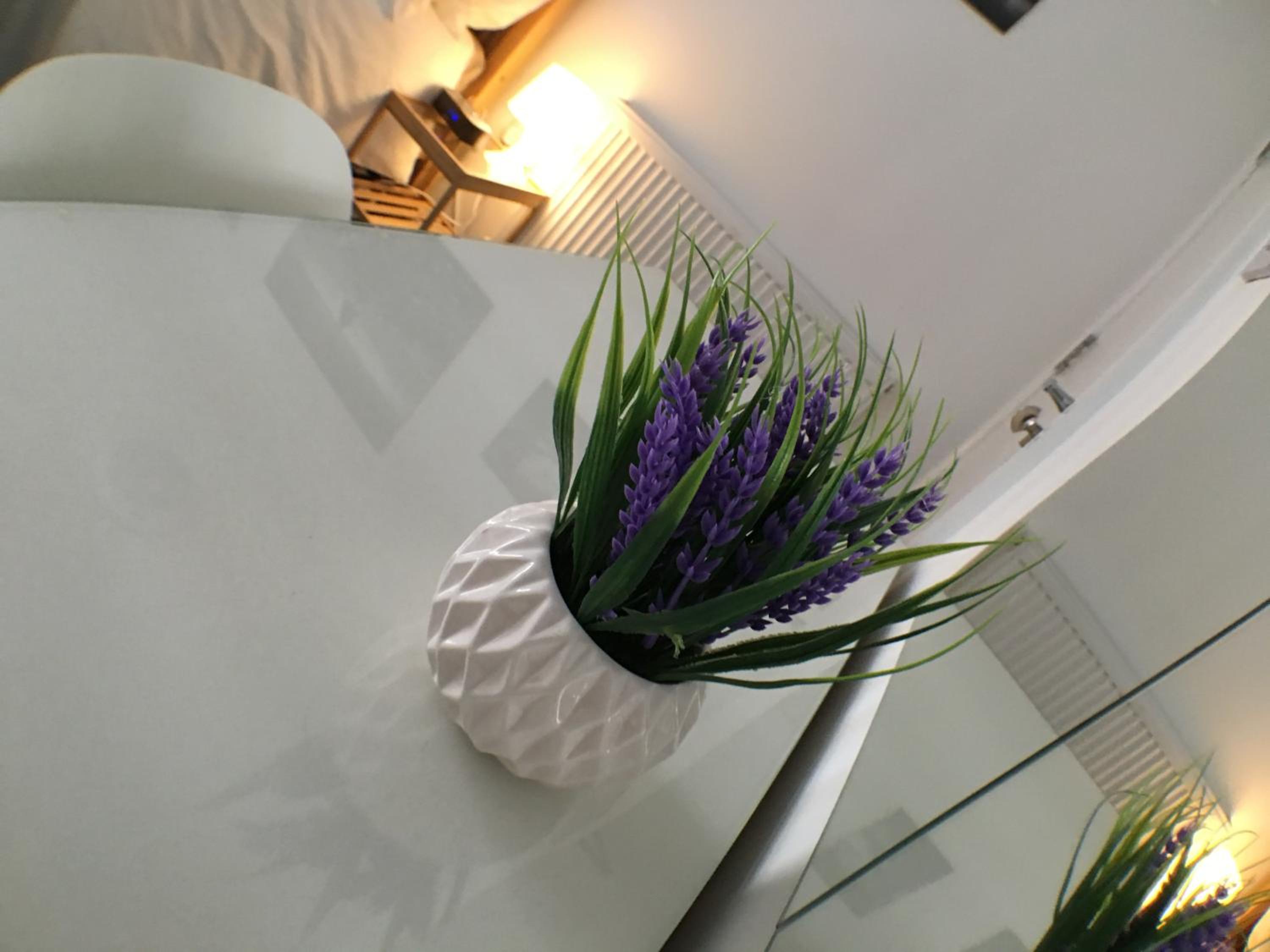Budget Double Room - Photo 15