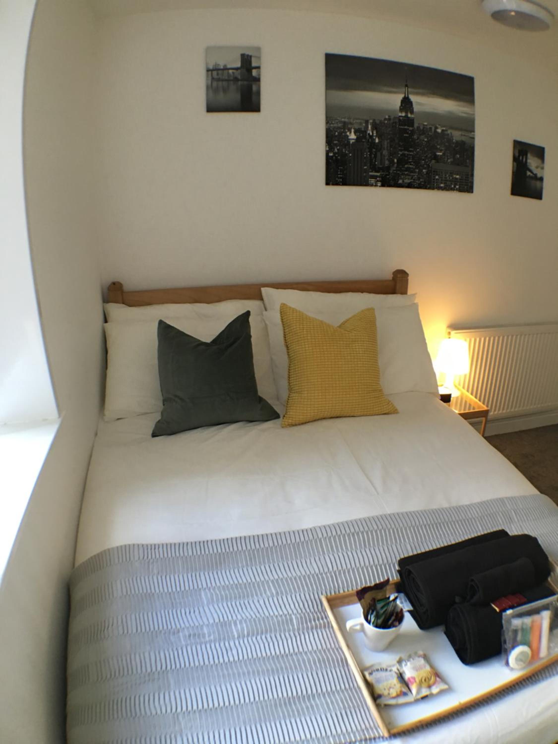 Budget Double Room - Photo 23