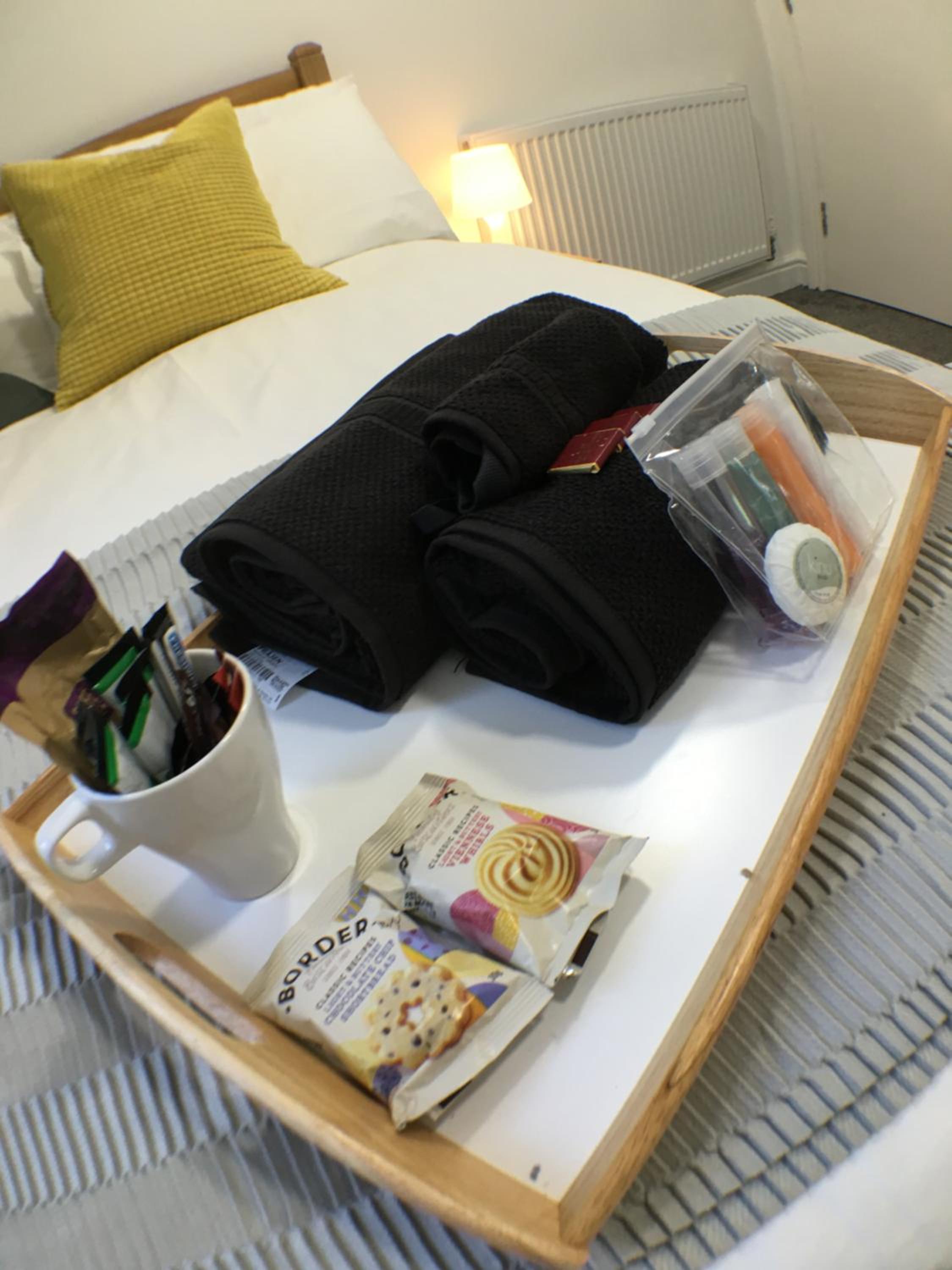 Budget Double Room - Photo 31