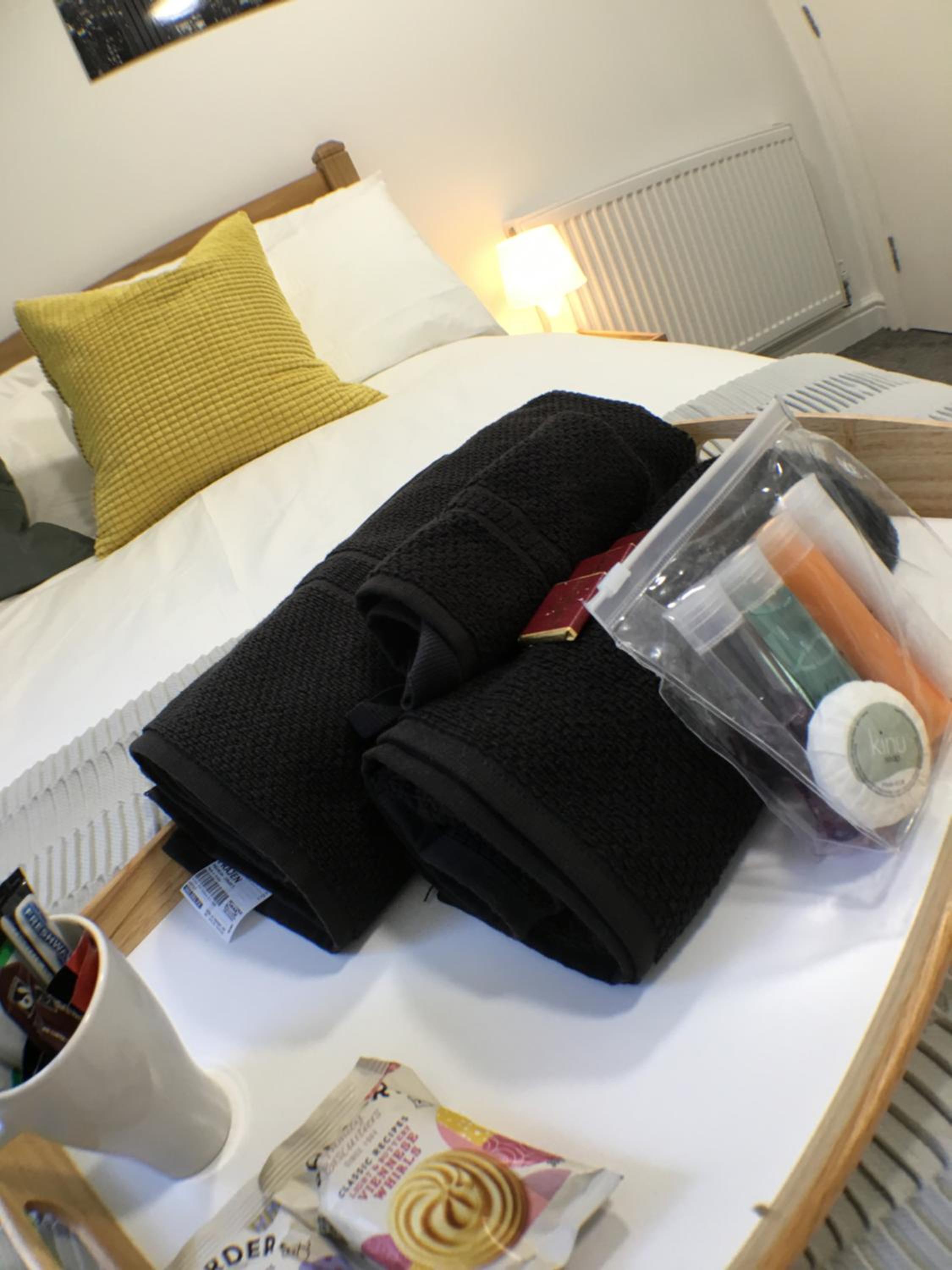 Budget Double Room - Photo 32
