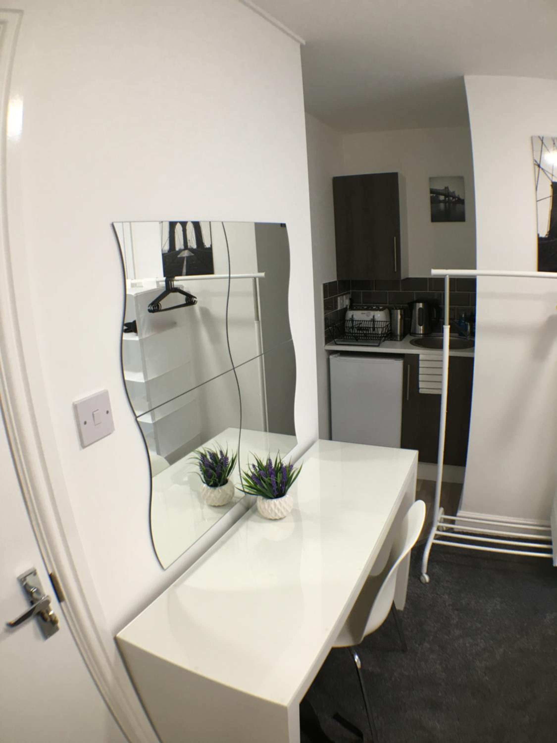 Budget Double Room - Photo 57
